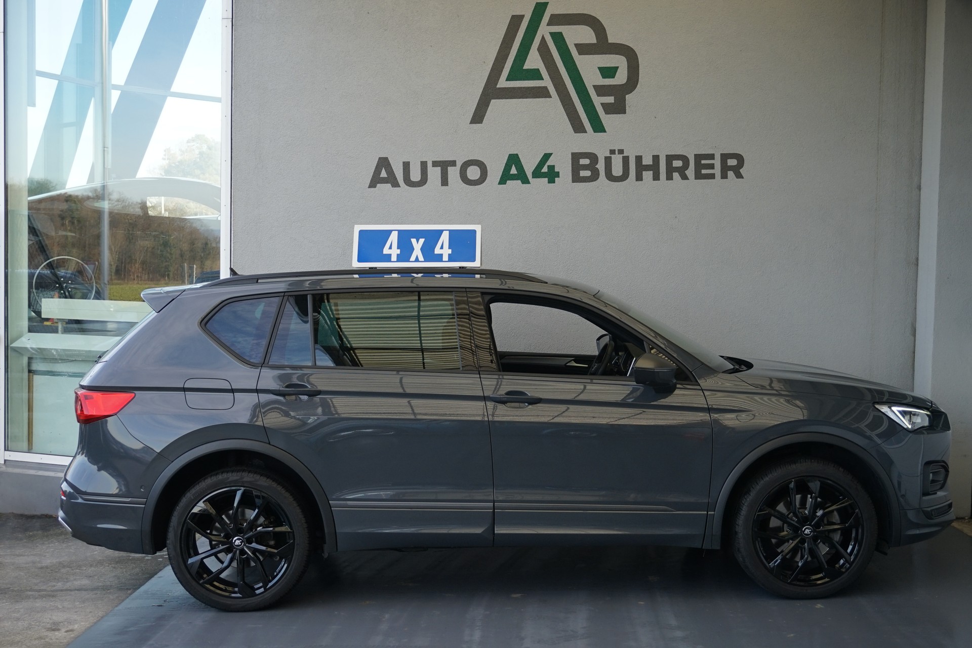SEAT Tarraco 2.0TDI FR 4Drive 200PS CH-Auto-image-4