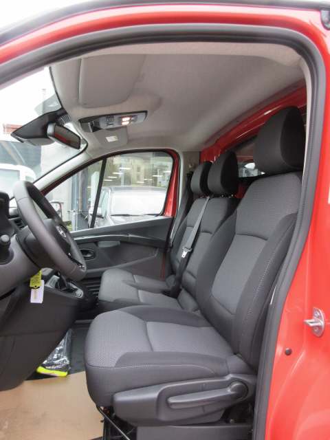 NISSAN Primastarr Kaw. 3.0 t L1 H1 2.0 dCi 130 Acenta-image-5