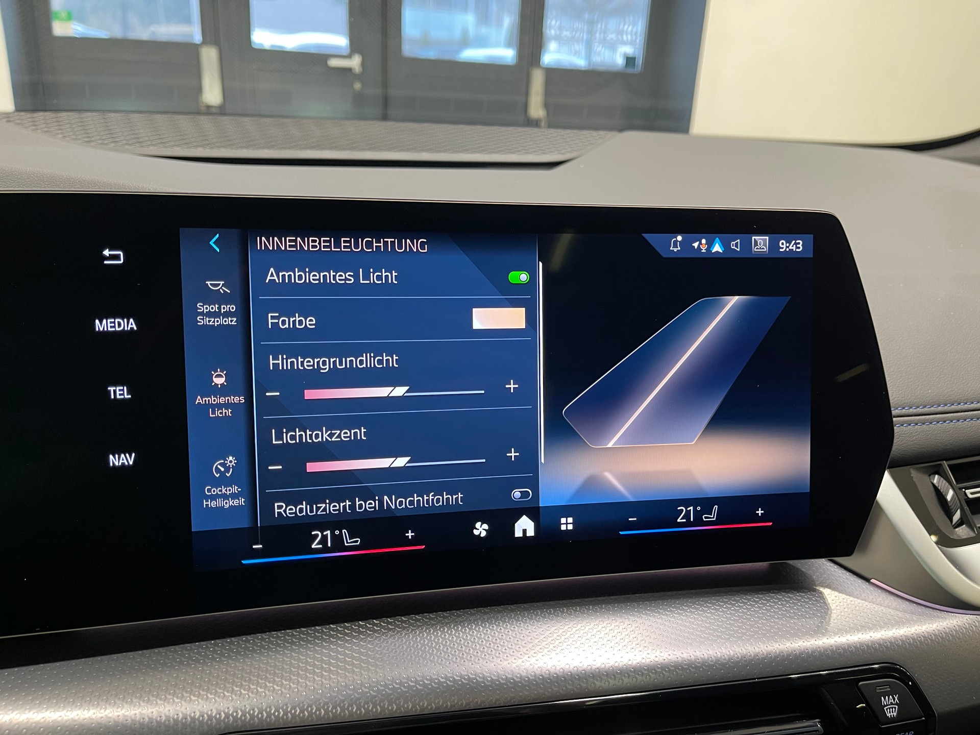 BMW 220i Active Tourer M Sport DKG *AHK*-image-27