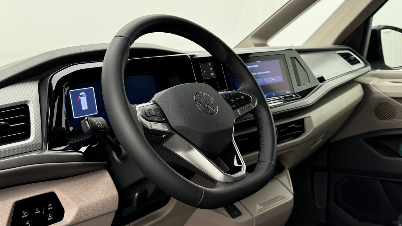 VW Multivan 2.0 TDI Life DSG-image-6