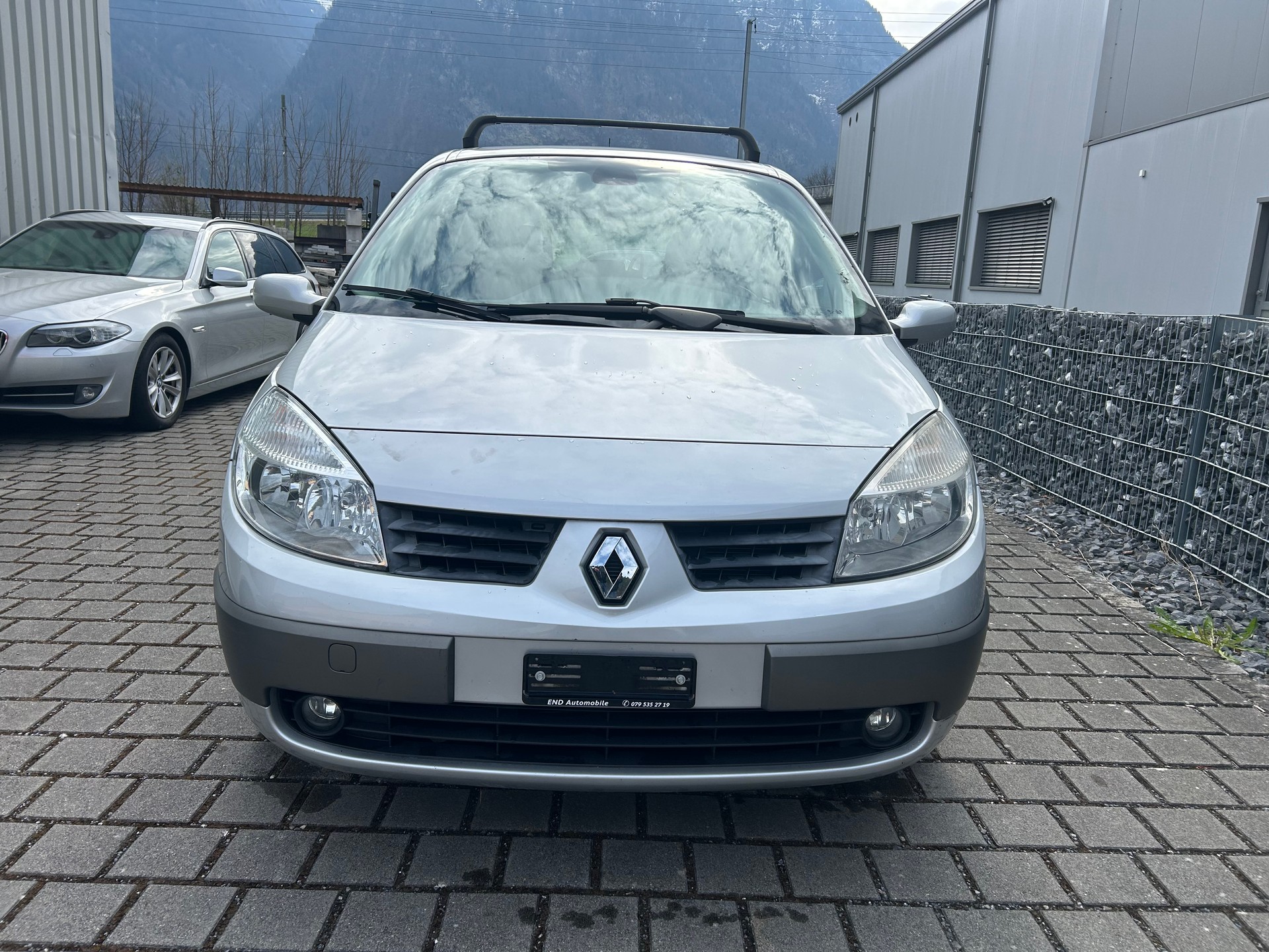 RENAULT Grand Scénic 2.0 16V Authentique Confort