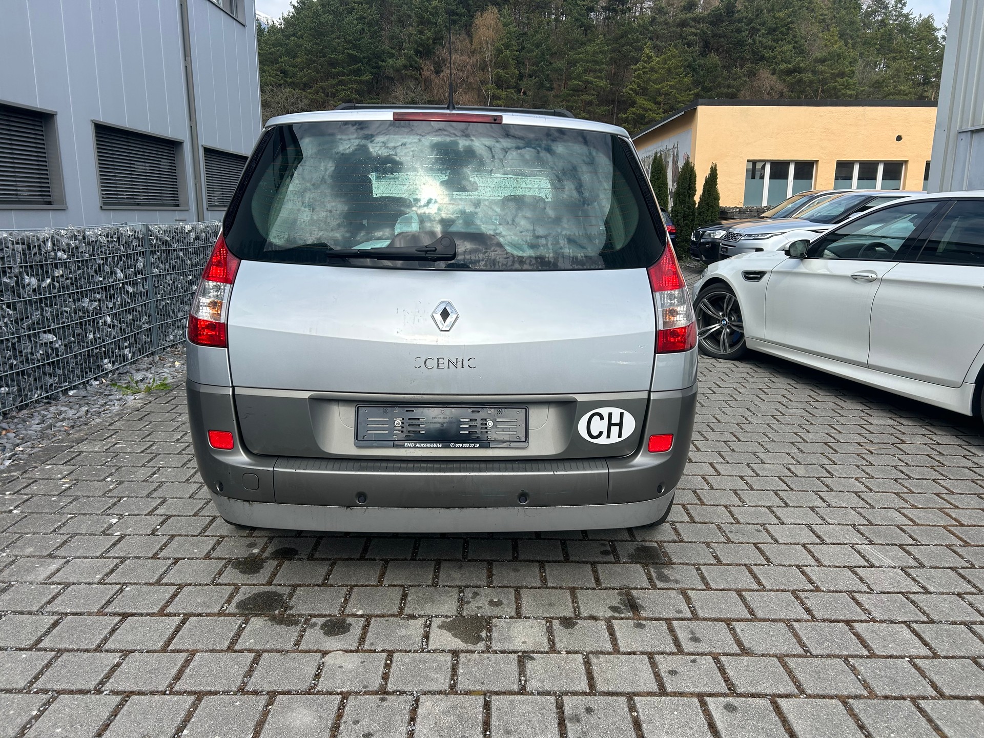 RENAULT Grand Scénic 2.0 16V Authentique Confort-image-4