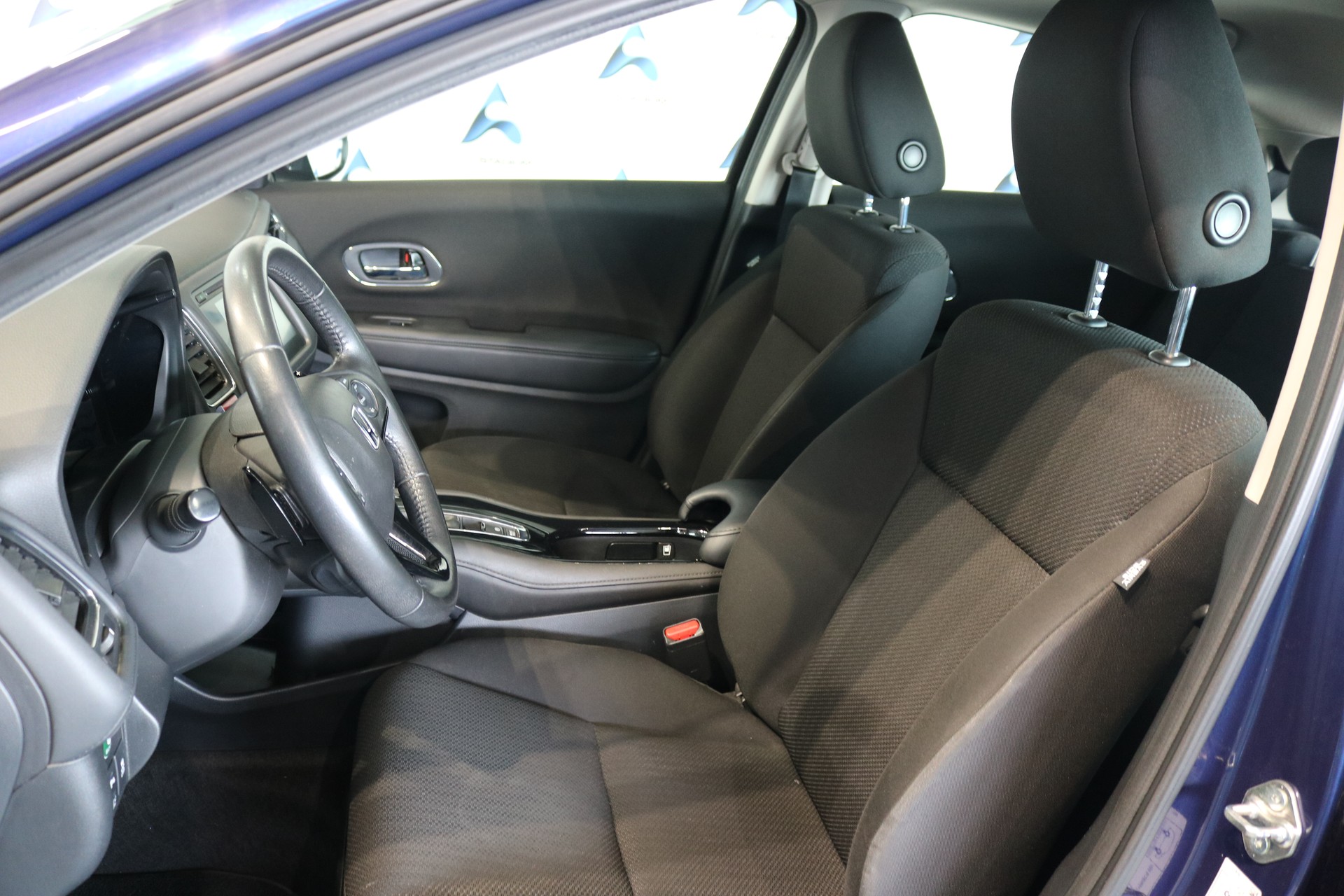 HONDA HR-V 1.5i-VTEC Elegance CVT-image-6