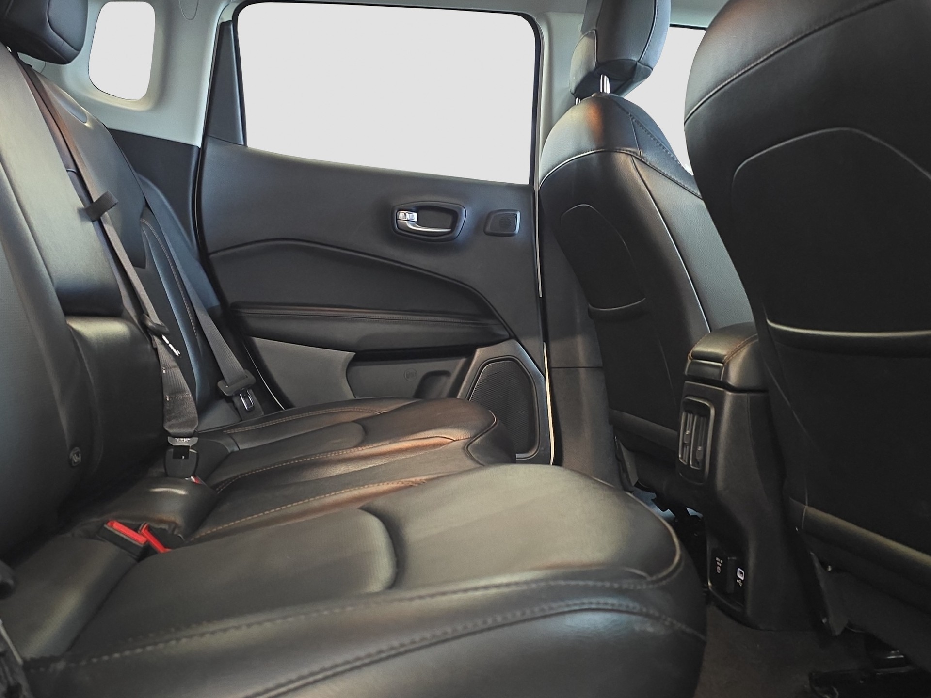 JEEP Compass 1.4 Turbo Limited AWD 9ATX-image-13