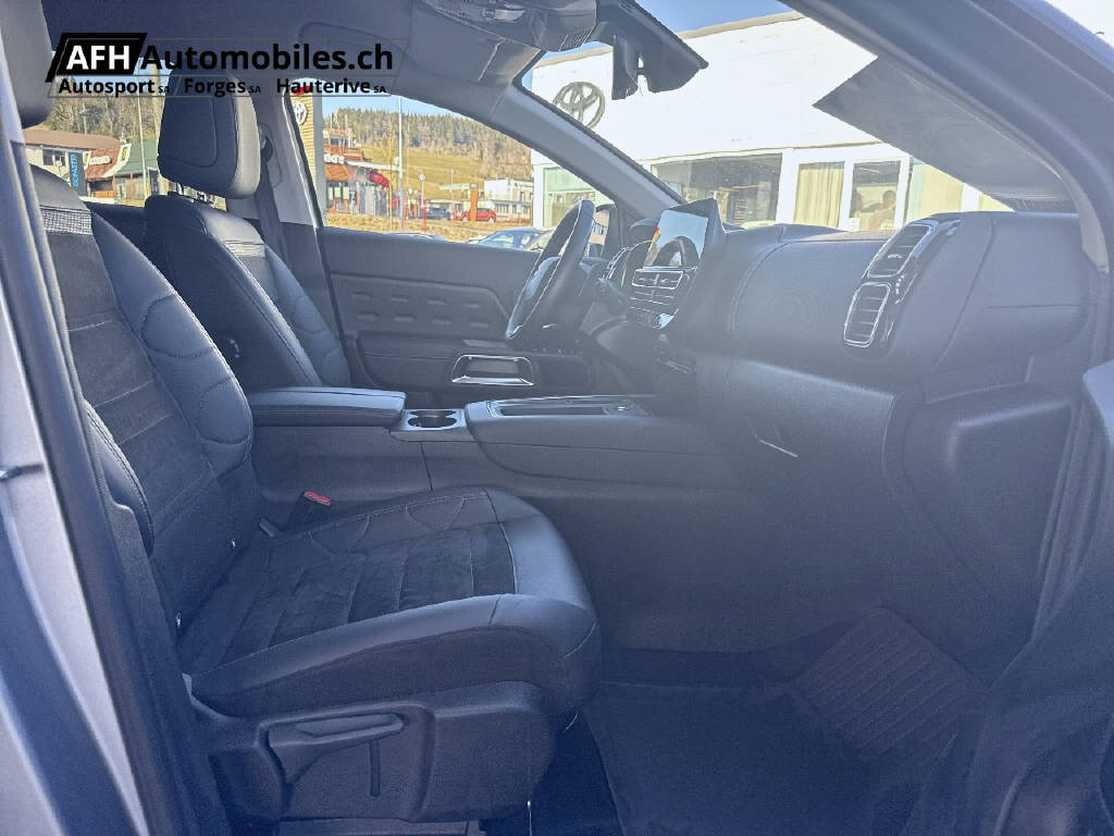 CITROEN C5 Aircross 1.6 Plug-in Hybrid Shine-image-9