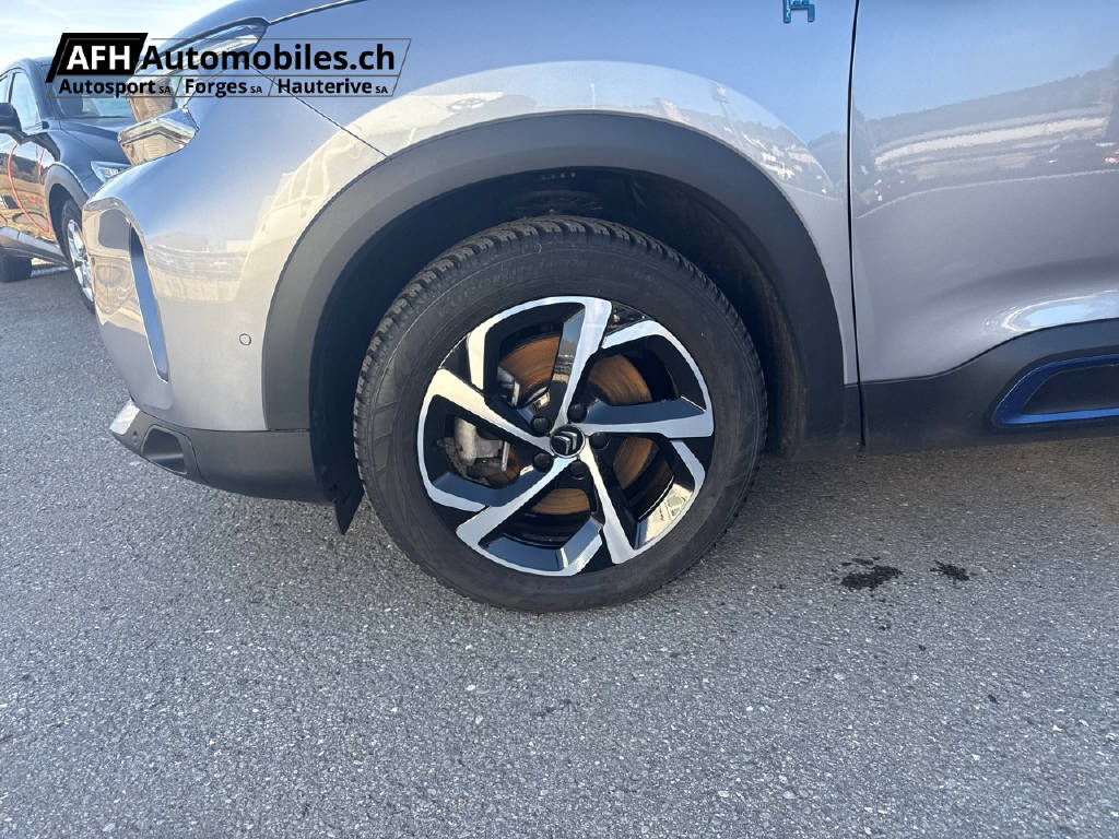 CITROEN C5 Aircross 1.6 Plug-in Hybrid Shine-image-16
