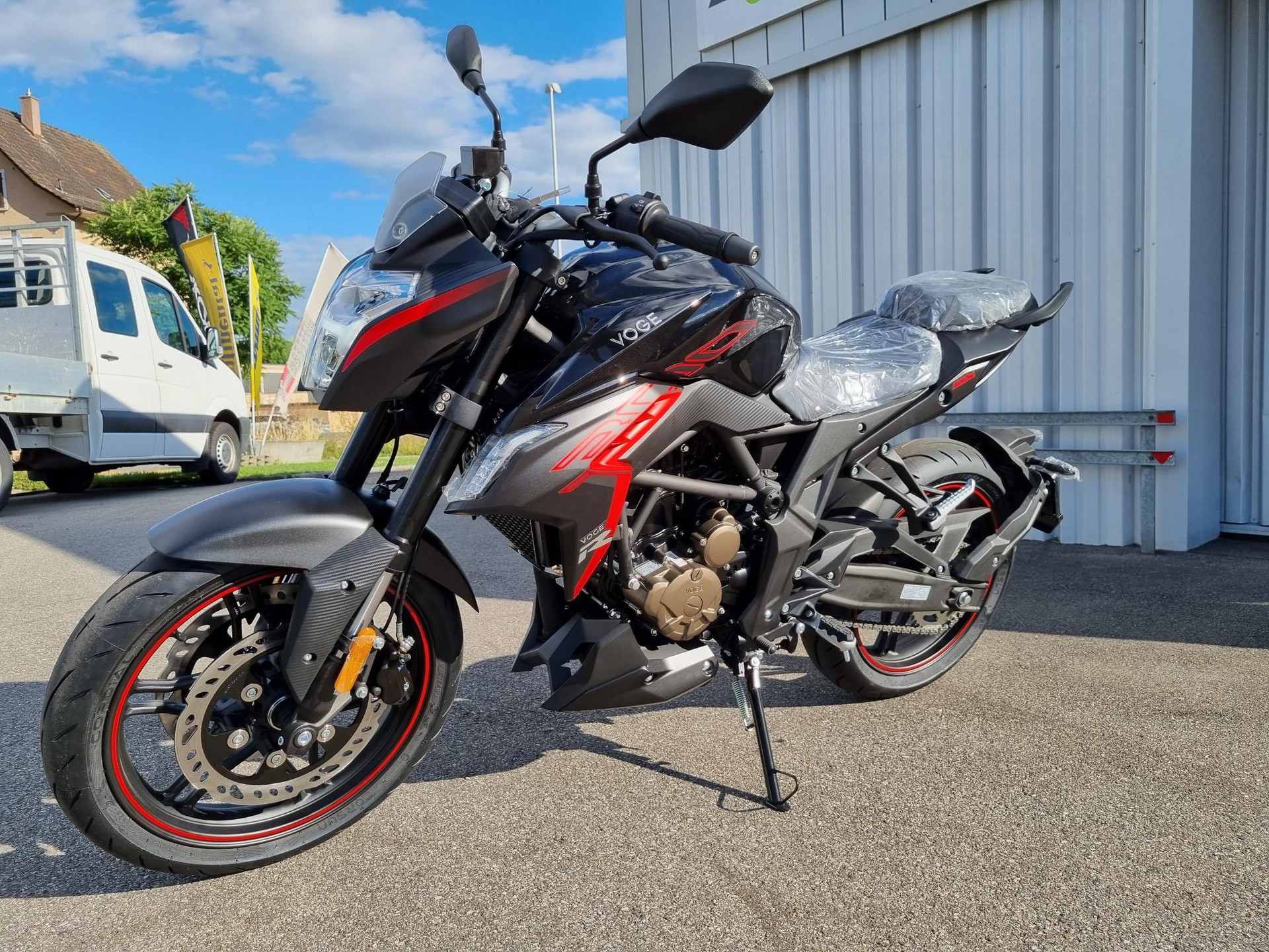 VOGE 300 R-image-0