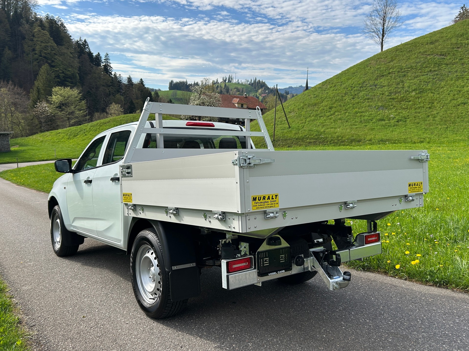 ISUZU D-MAX 1.9 CrewCab N60B 4x4-image-1