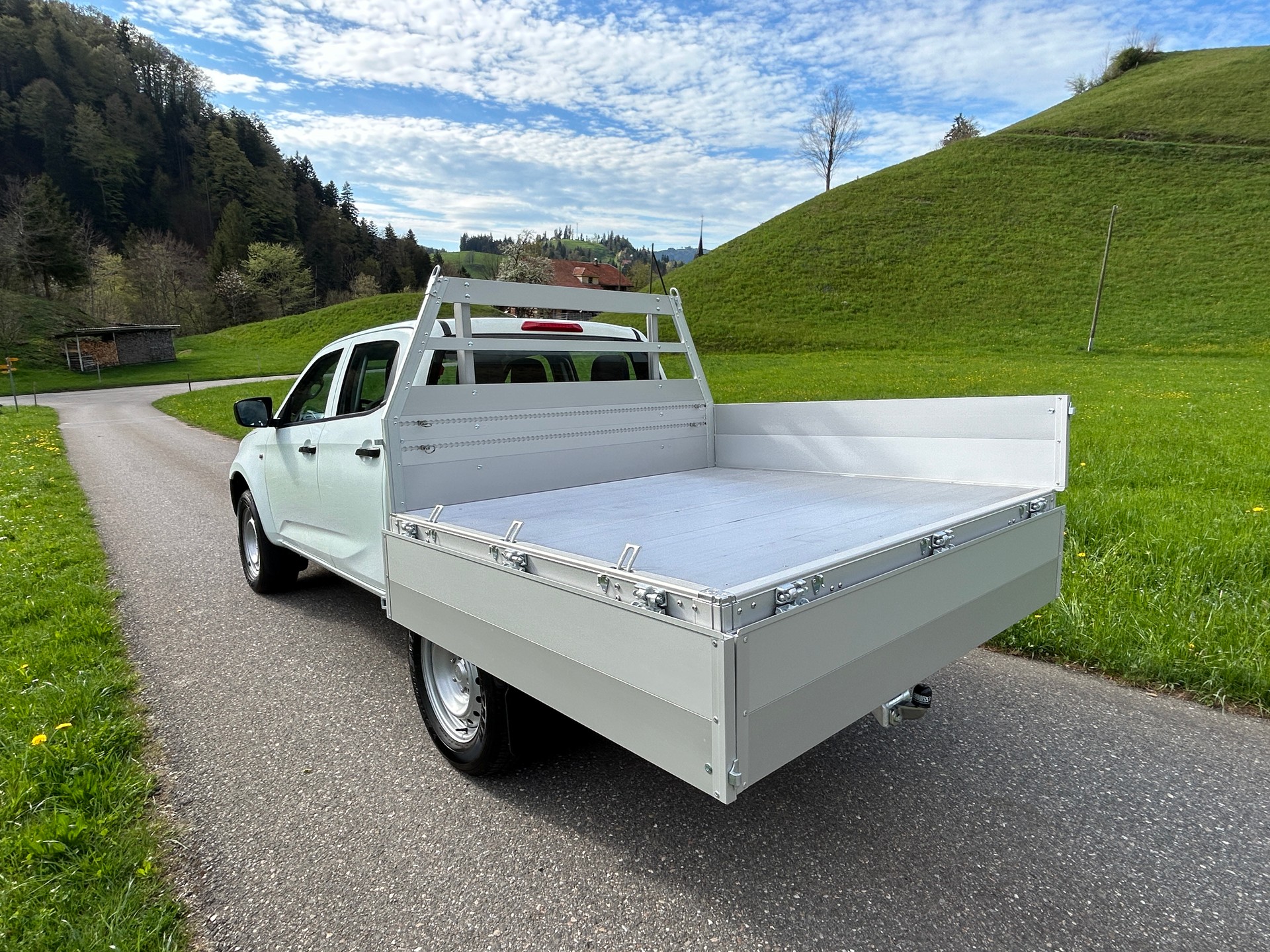 ISUZU D-MAX 1.9 CrewCab N60B 4x4-image-2