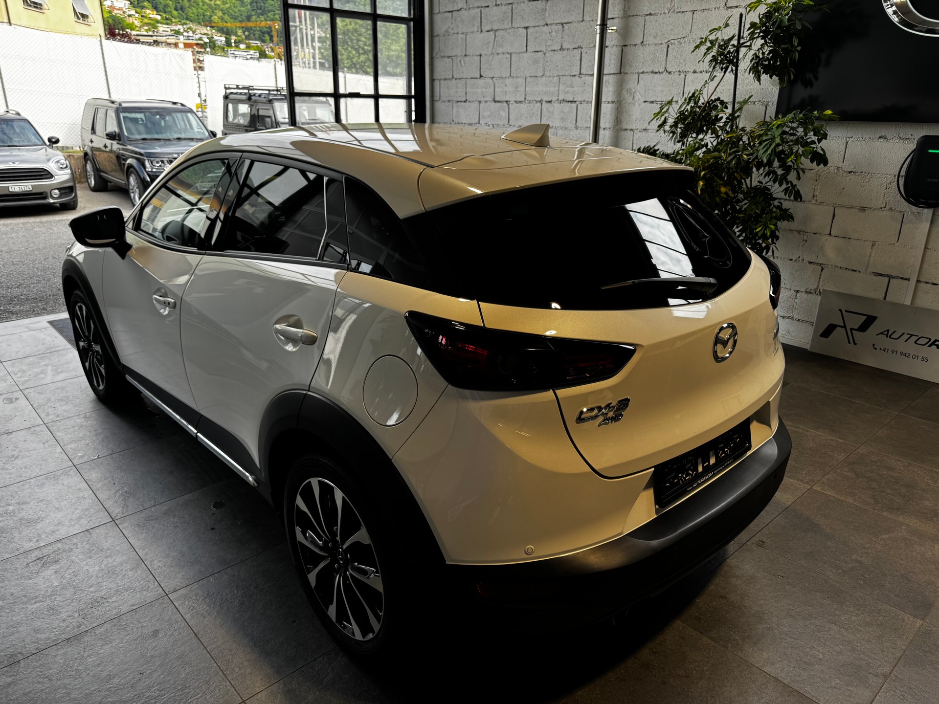 MAZDA CX-3 SKYACTIV-G 150 Revolution AWD Automat-image-4
