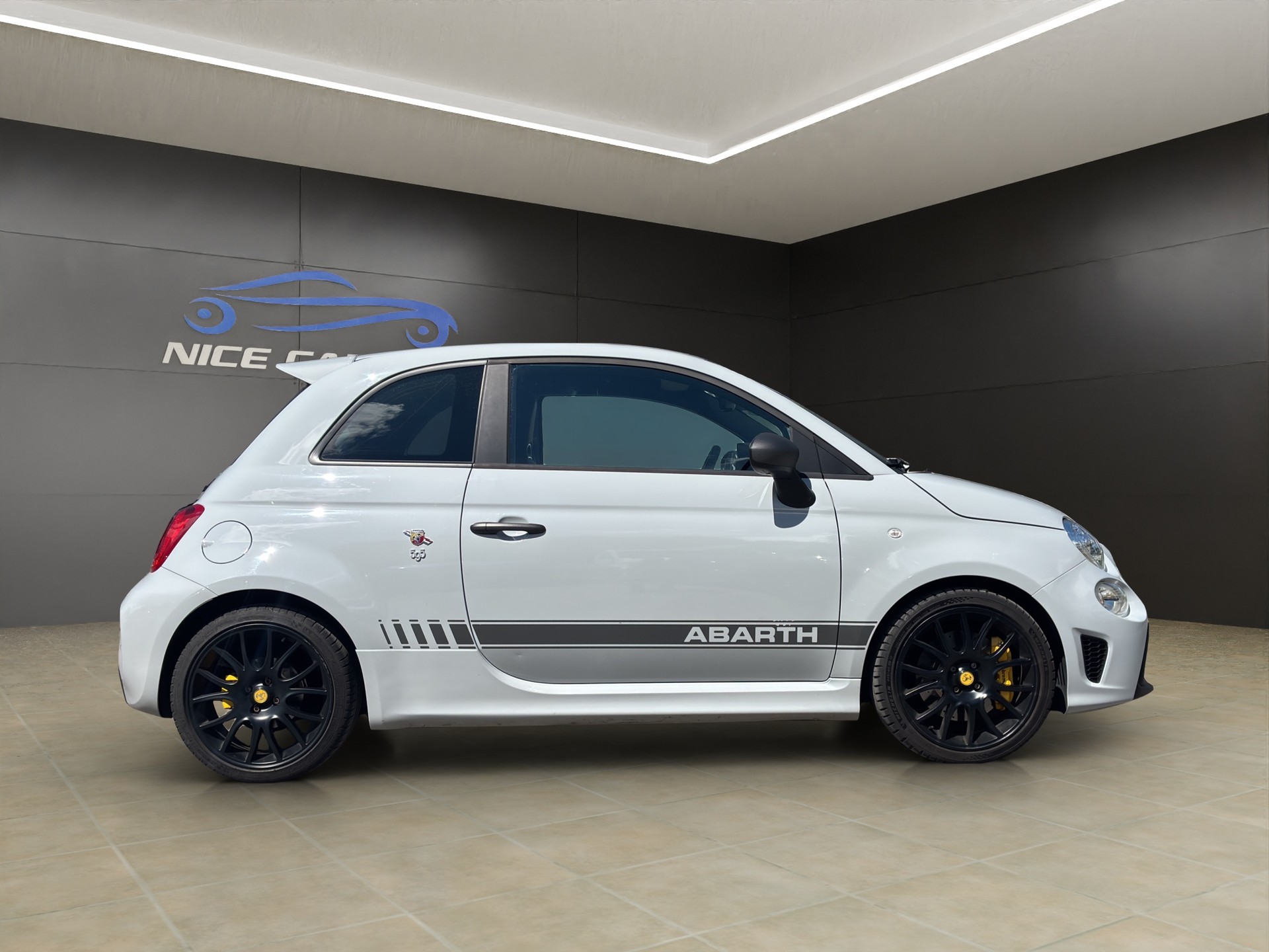 FIAT 595C 1.4 16V Turbo Abarth Competizione-image-5