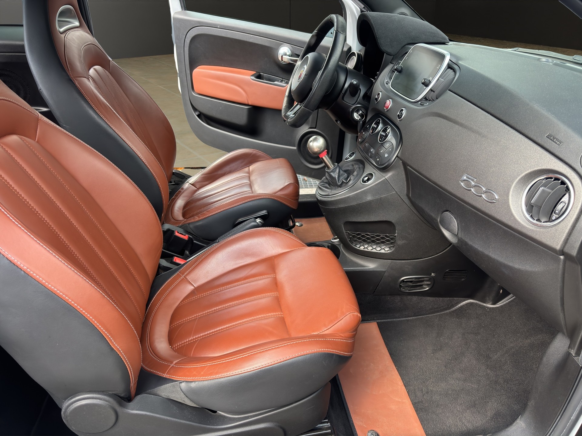 FIAT 595C 1.4 16V Turbo Abarth Competizione-image-21