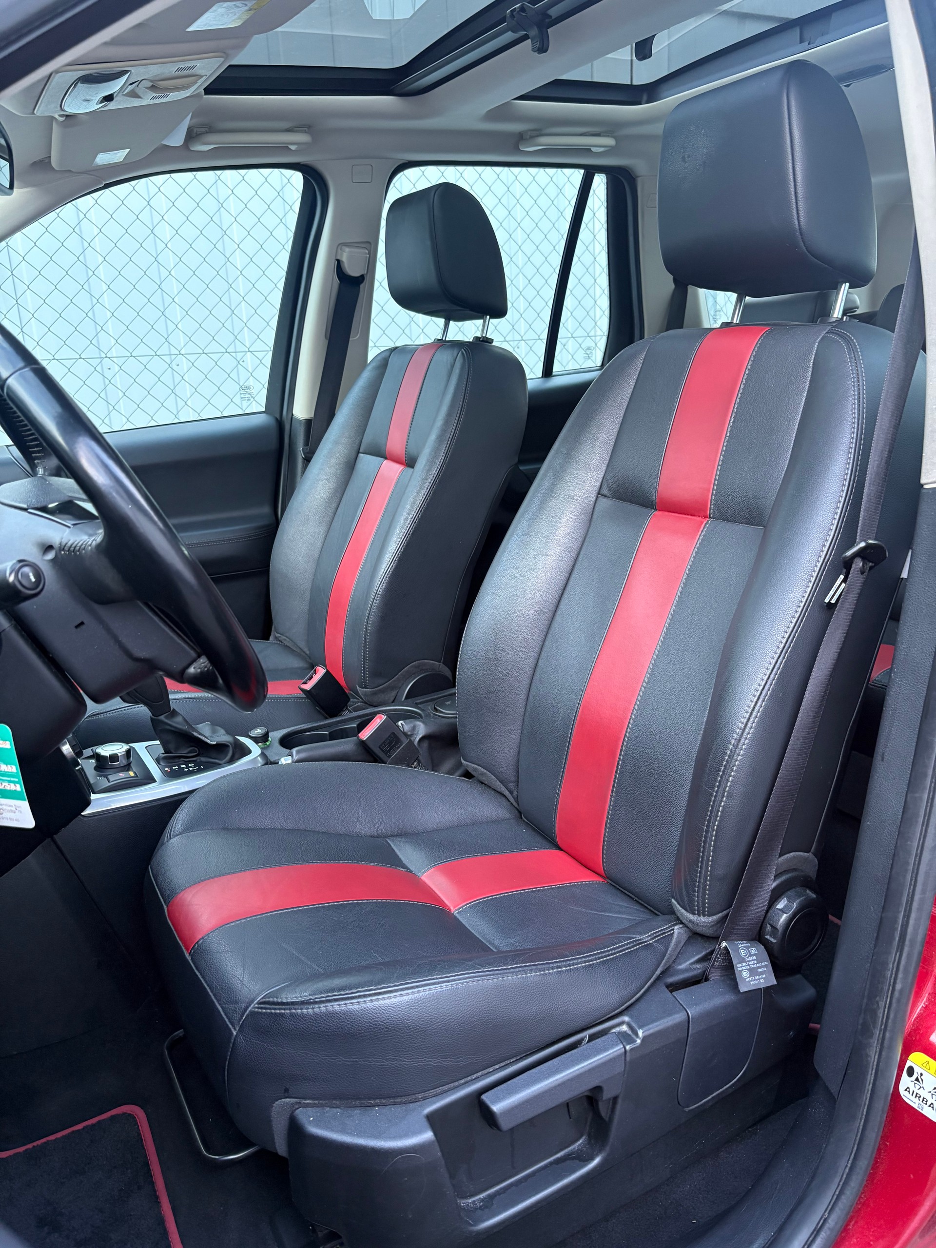 LAND ROVER Freelander 2.2 SD4 S Automatic-image-11