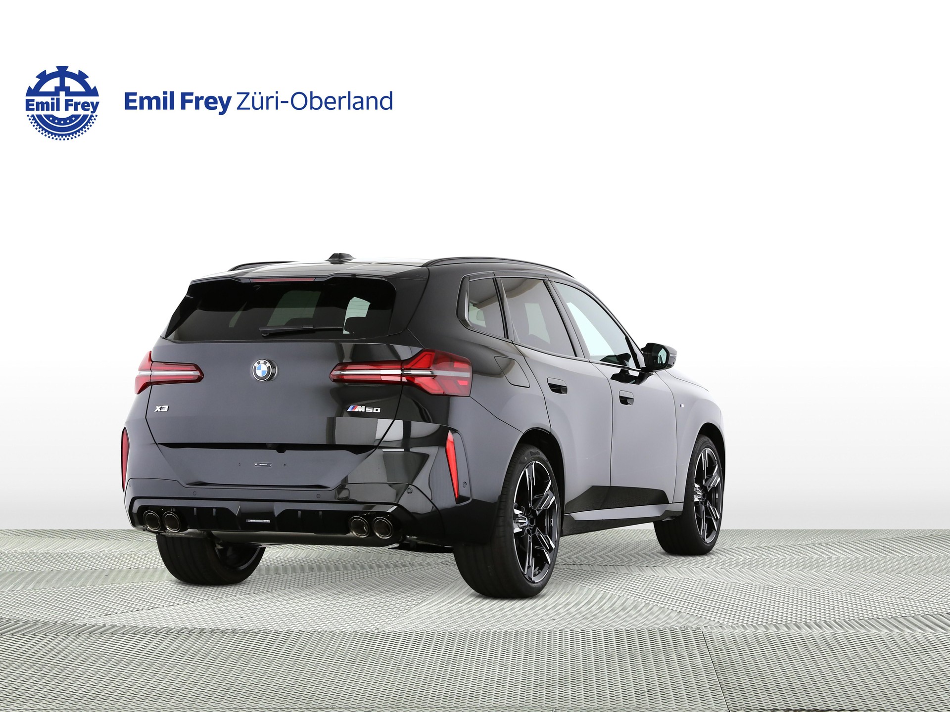 BMW X3 M50i-showroom-element-2