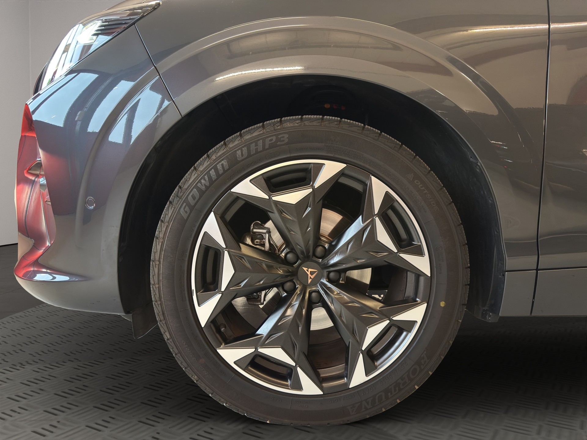 CUPRA Terramar 1.5 eTSI DSG-image-5