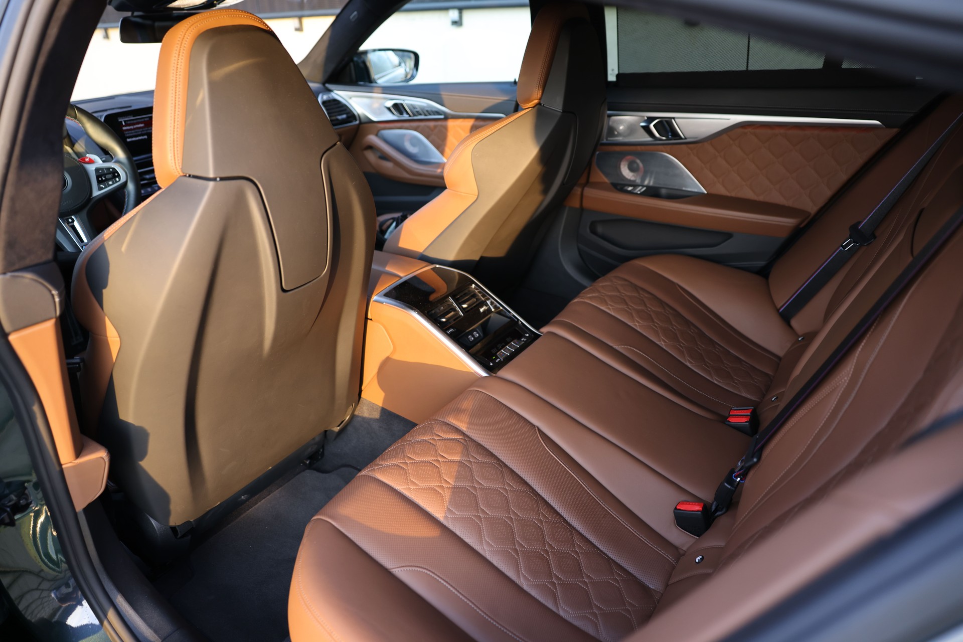 BMW M8 xDrive M Competition Steptronic *First Edition* *CH-Fahrzeug* *Einzigartig*-image-9
