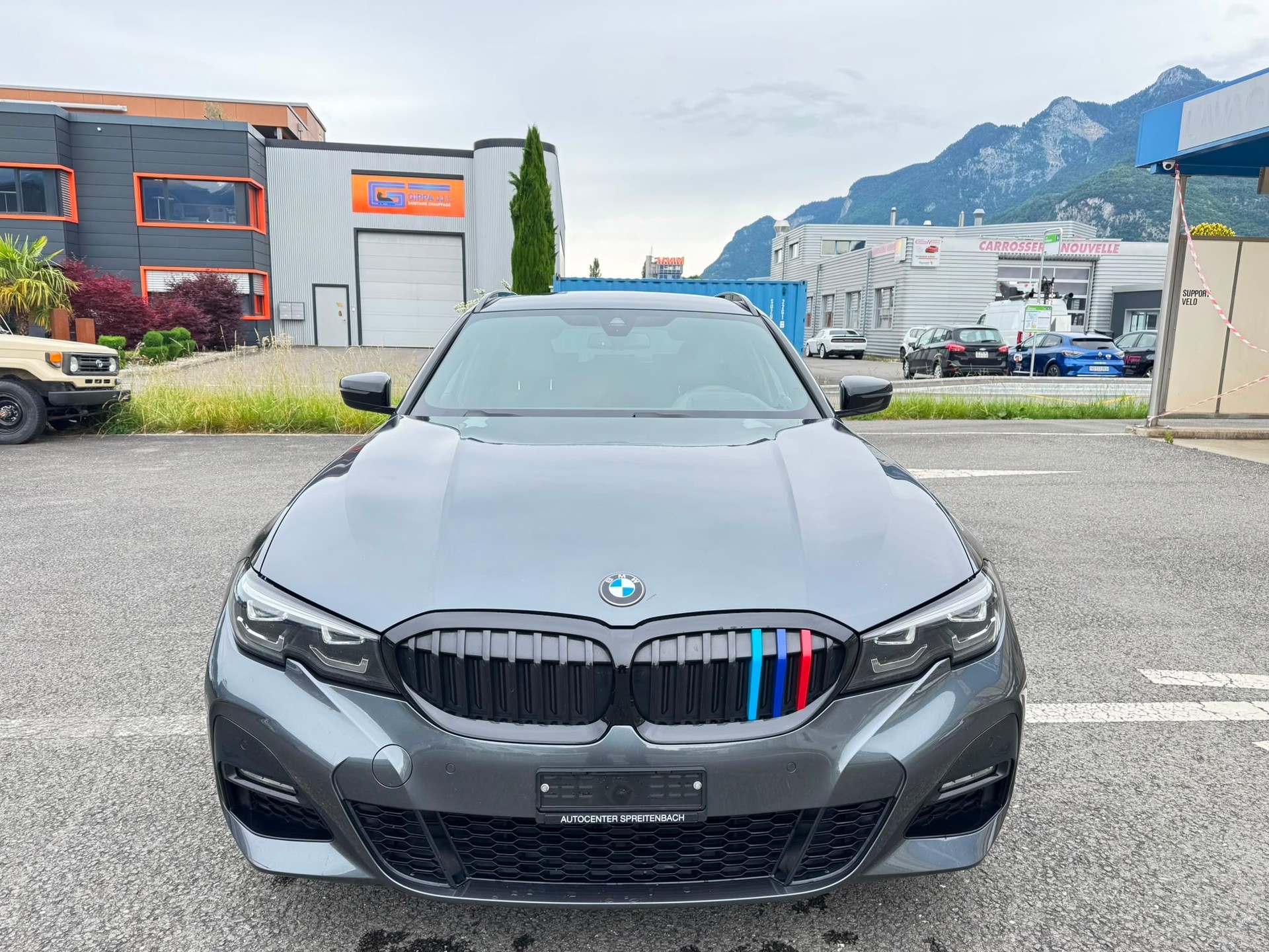 BMW 320d xDrive 48V Touring Pure M Sport Steptronic-image-2