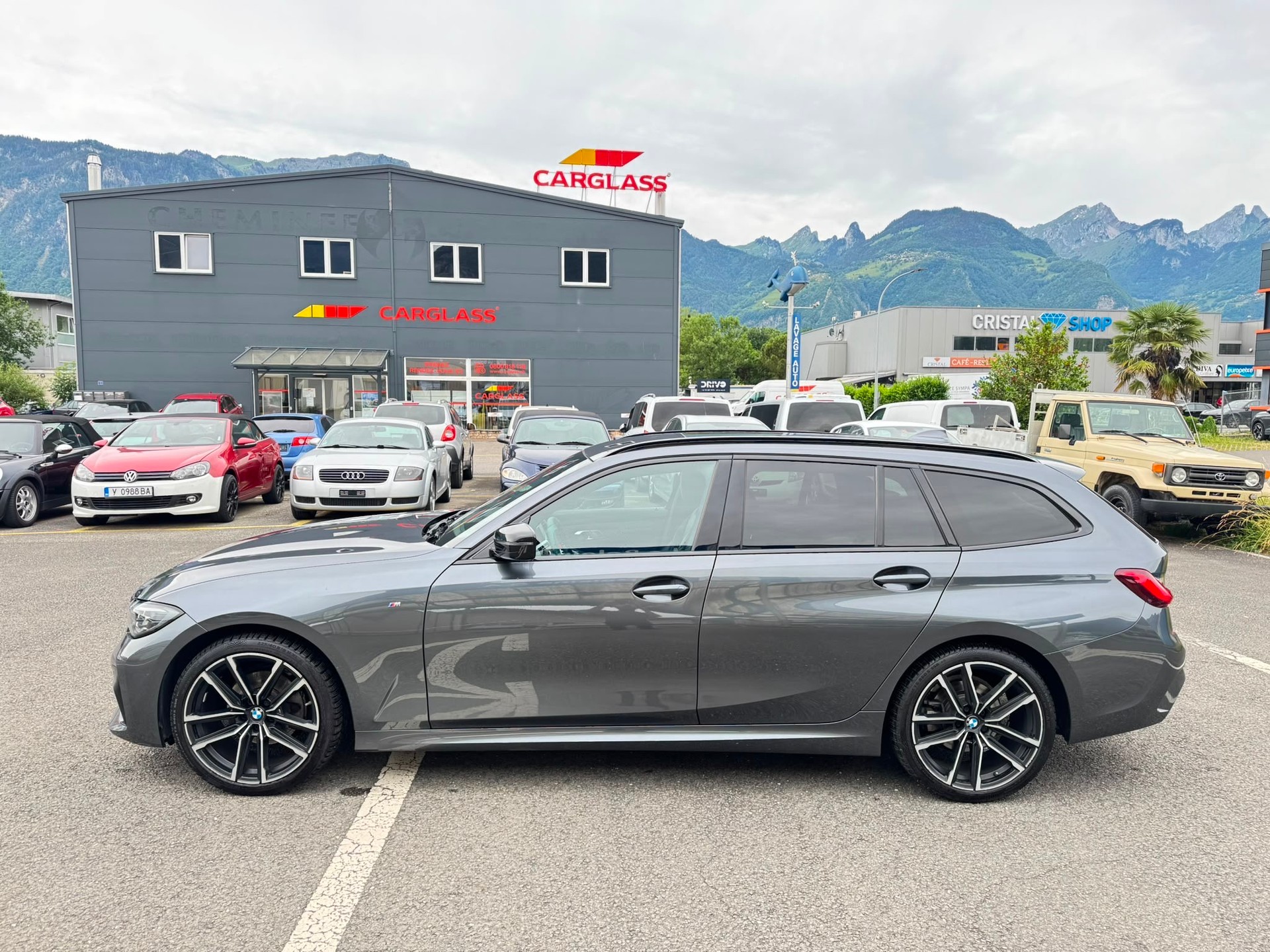 BMW 320d xDrive 48V Touring Pure M Sport Steptronic-image-6