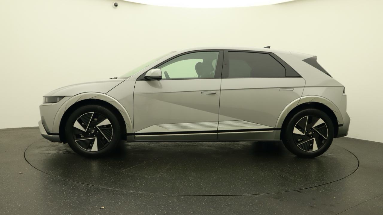 HYUNDAI Ioniq 5 Limited 84kWh-showroom-element-1