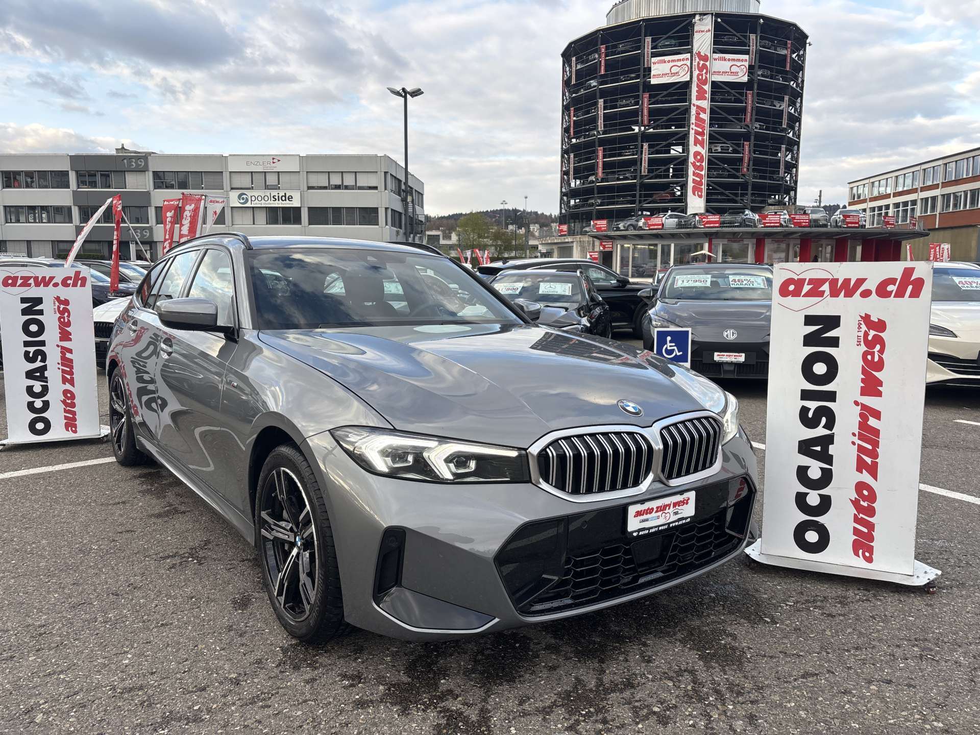 BMW 330i Touring xDrive M-Sport 245PS Steptronic Automat