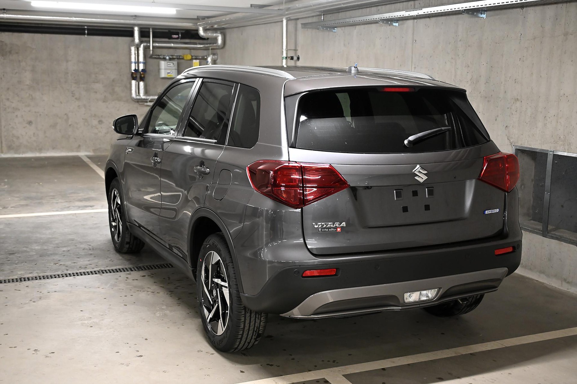 SUZUKI Vitara 1.4 T Sakura Top Hybrid 4x4-image-13
