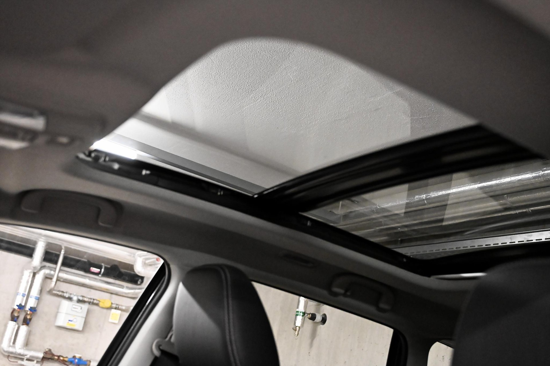 SUZUKI Vitara 1.4 T Sakura Top Hybrid 4x4-image-7