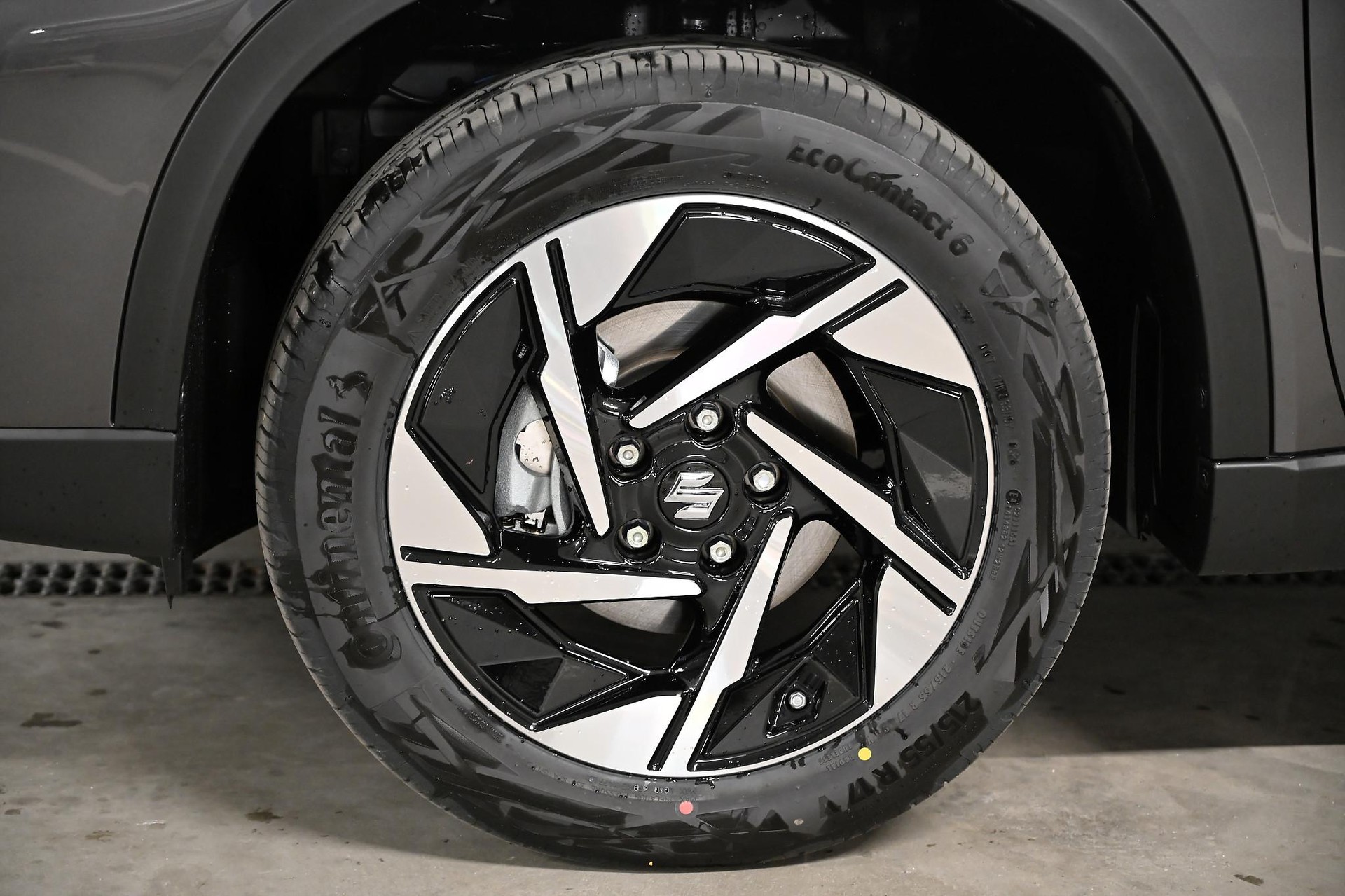 SUZUKI Vitara 1.4 T Sakura Top Hybrid 4x4-image-14