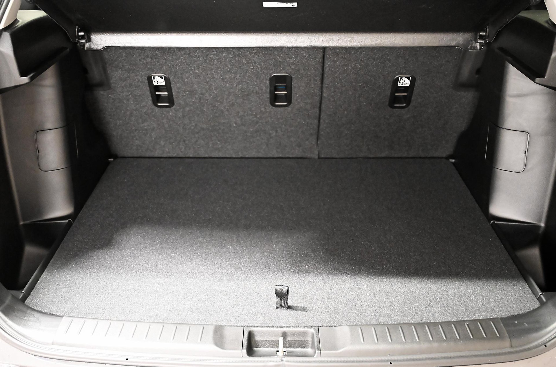 SUZUKI Vitara 1.4 T Sakura Top Hybrid 4x4-image-15