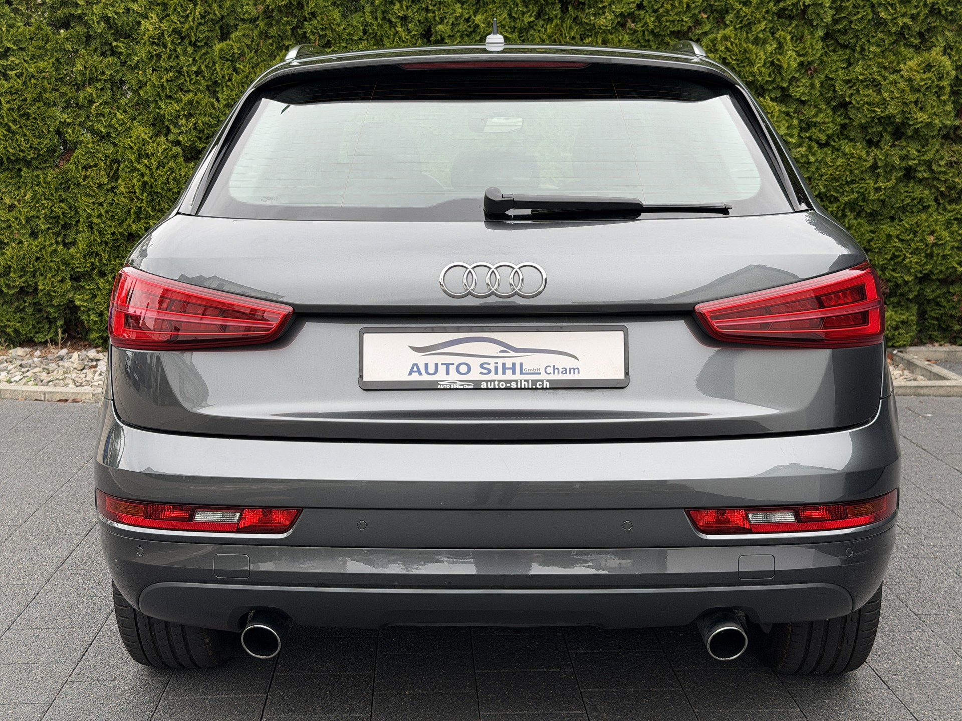 AUDI Q3 2.0 TFSI sport quattro S-tronic / CH-Fahrzeug-image-9