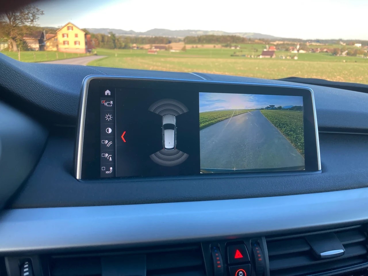 BMW X5 xDrive 25d Steptronic mit Anhängerkupplung-image-11