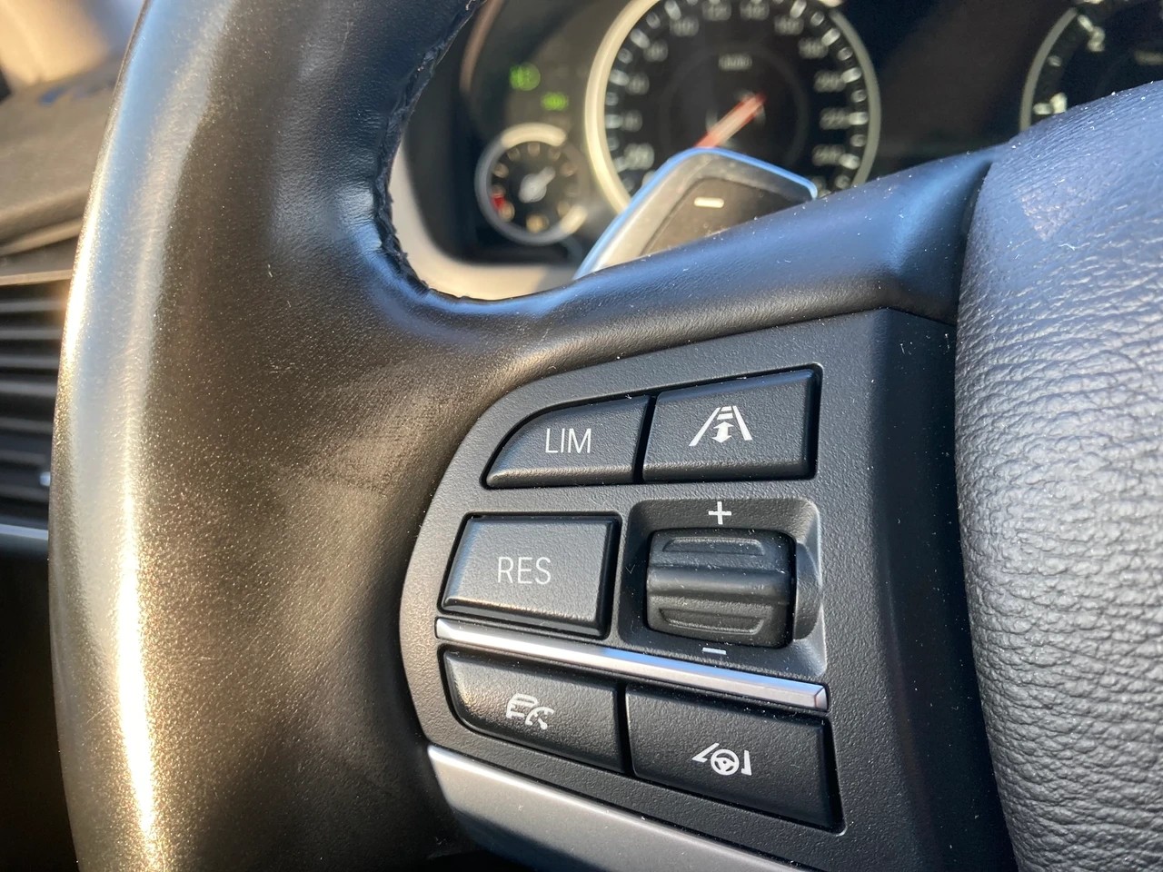 BMW X5 xDrive 25d Steptronic mit Anhängerkupplung-image-13