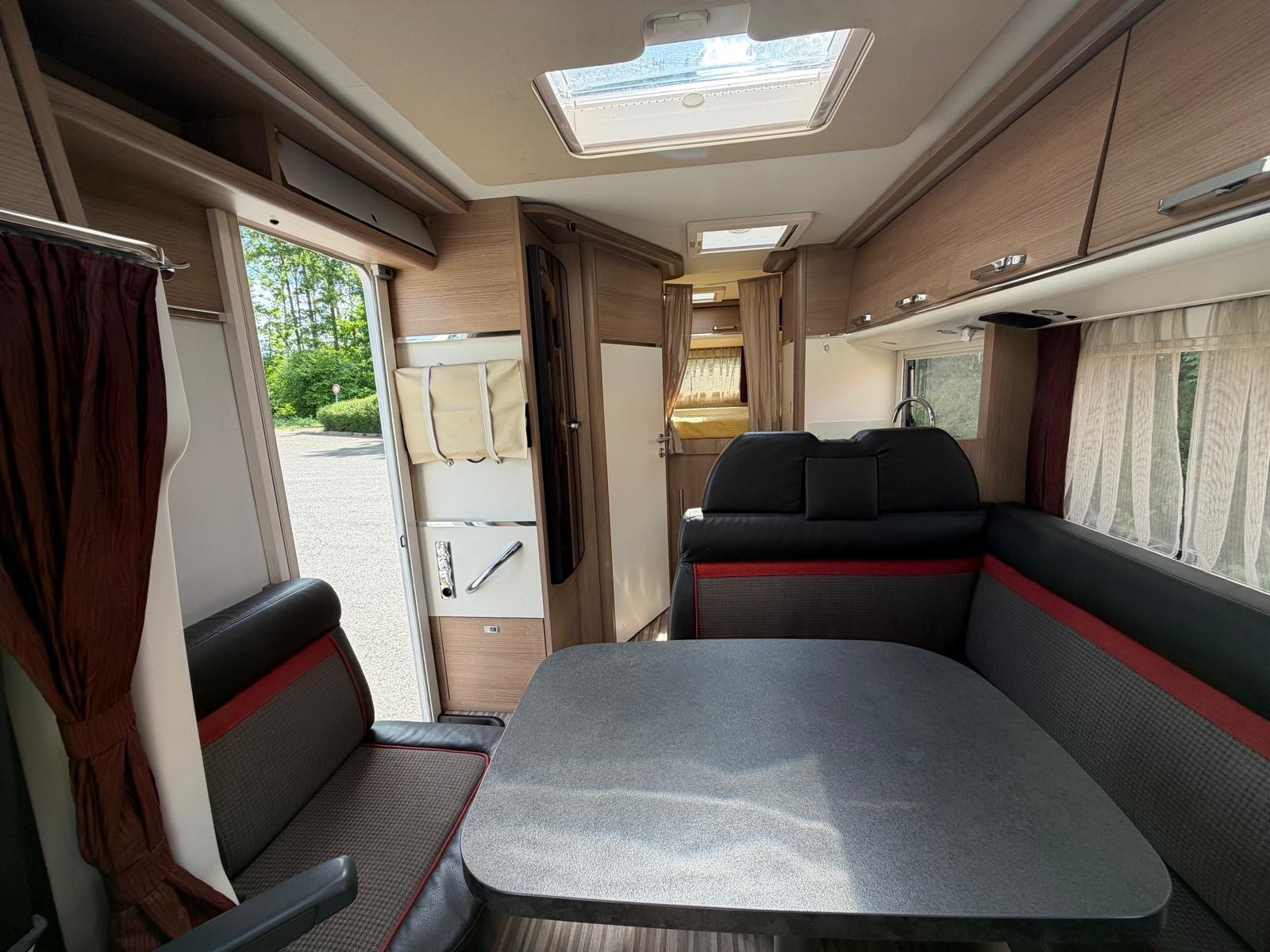 CARTHAGO Malibu Carthago T 410 QB – 150 PS | Garantie | Markise & Kamera | Frisch ab MFK, Service & Zahnriemen-image-10