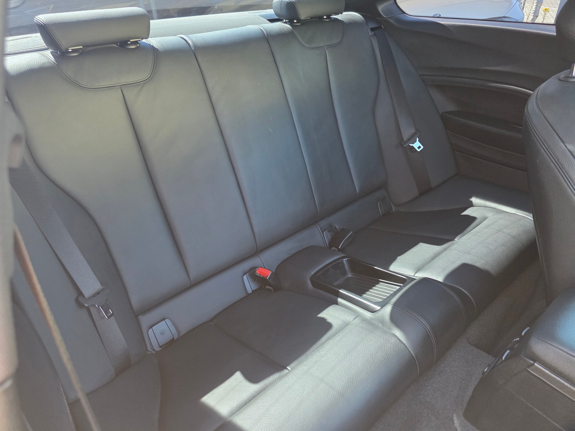 BMW M240i xDrive Steptronic-image-16