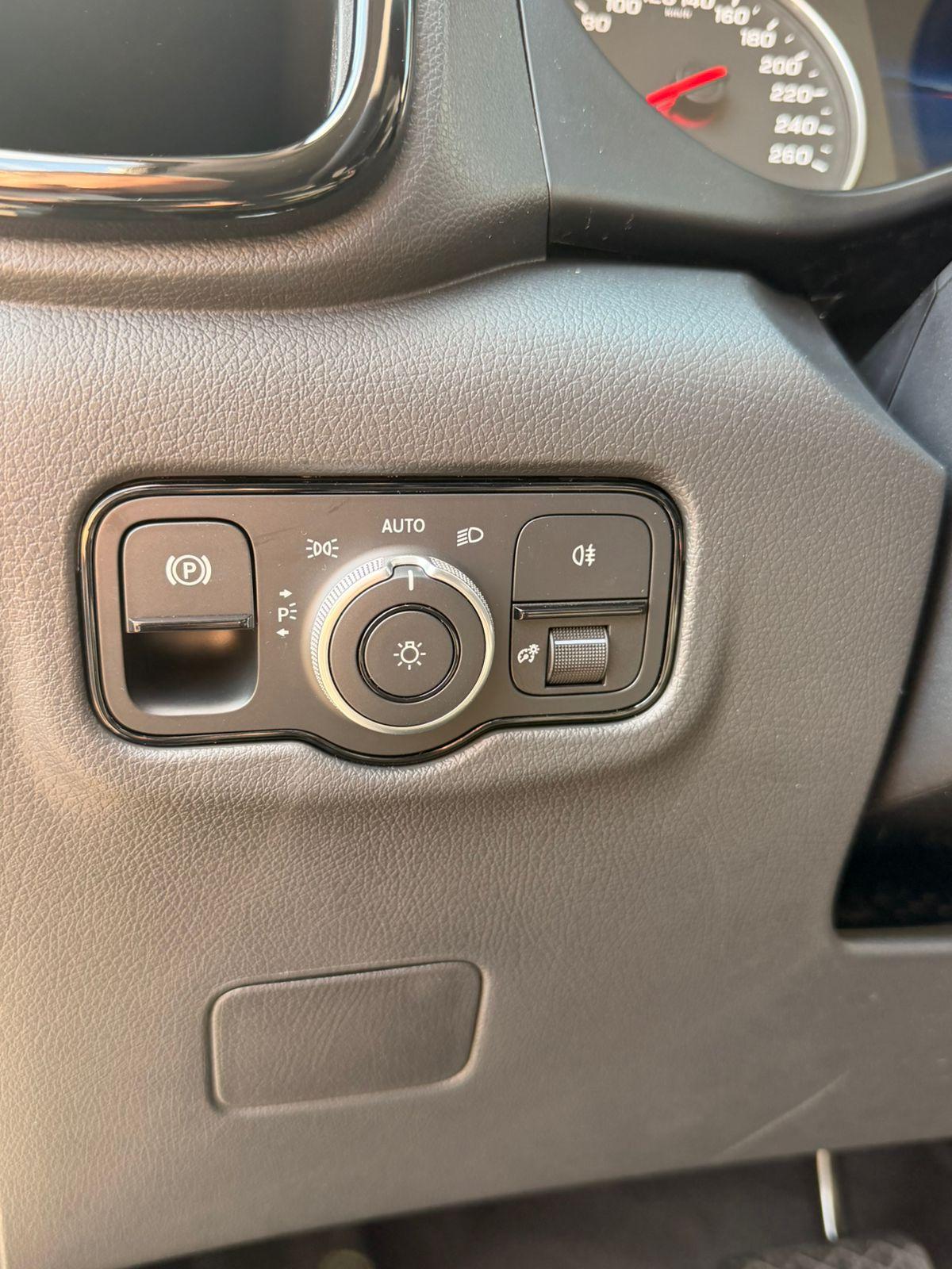 MERCEDES-BENZ Vito 116 CDI KB L Family II 4x4-image-13