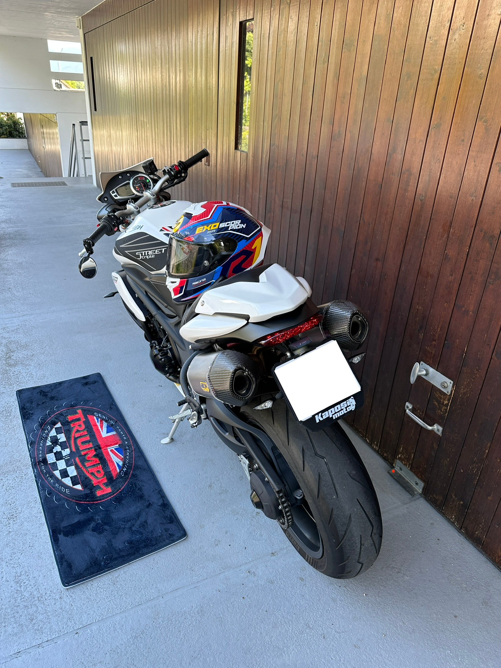 TRIUMPH Speed Triple 1050-image-4