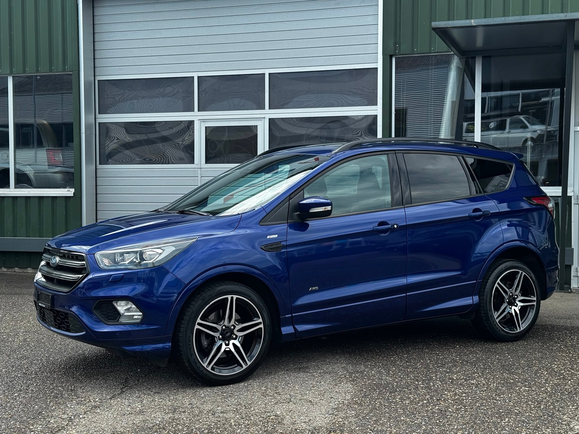 FORD Kuga 2.0 TDCi ST Line 4WD PowerShift-showroom-element-1