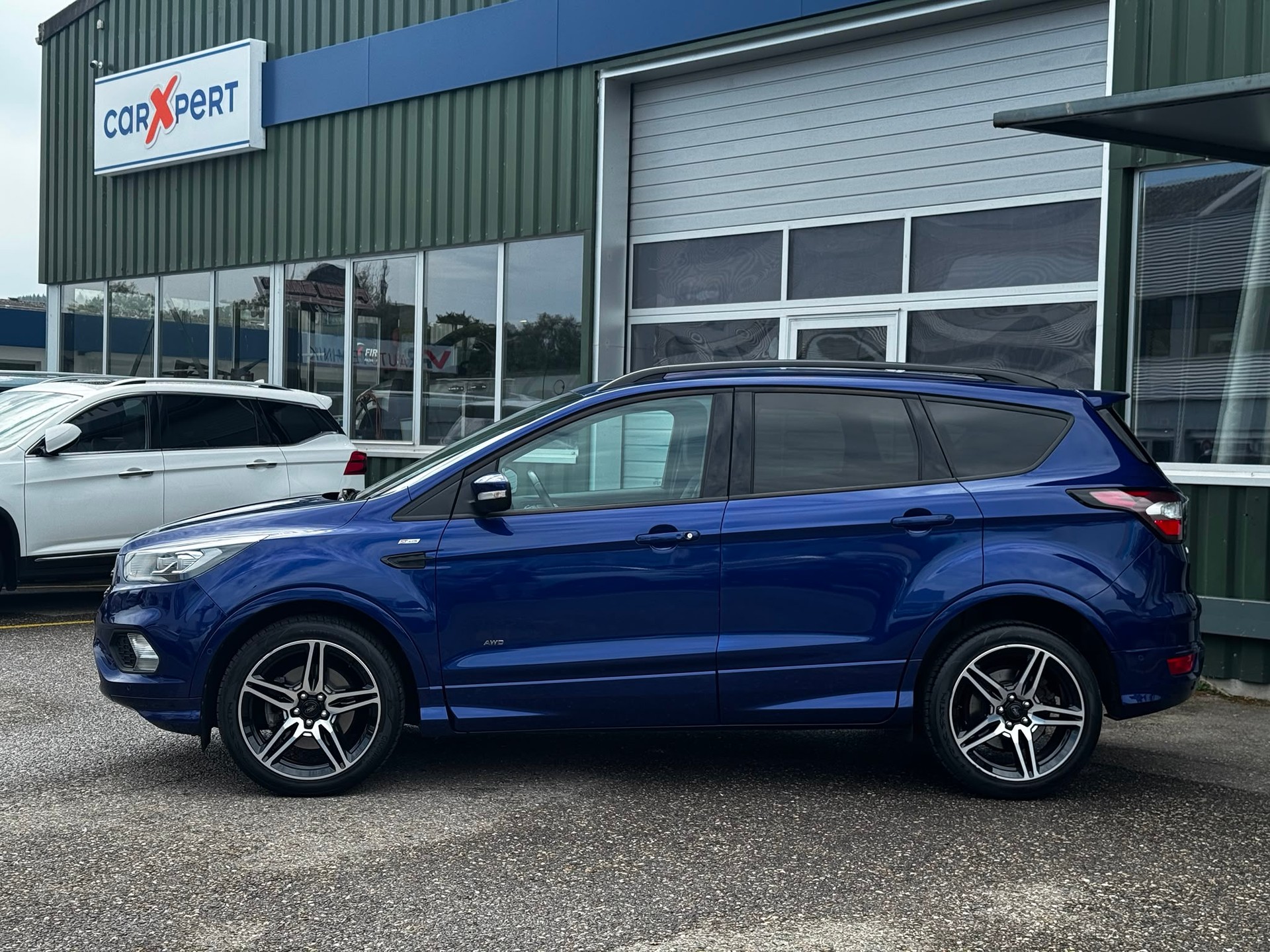FORD Kuga 2.0 TDCi ST Line 4WD PowerShift-showroom-element-2