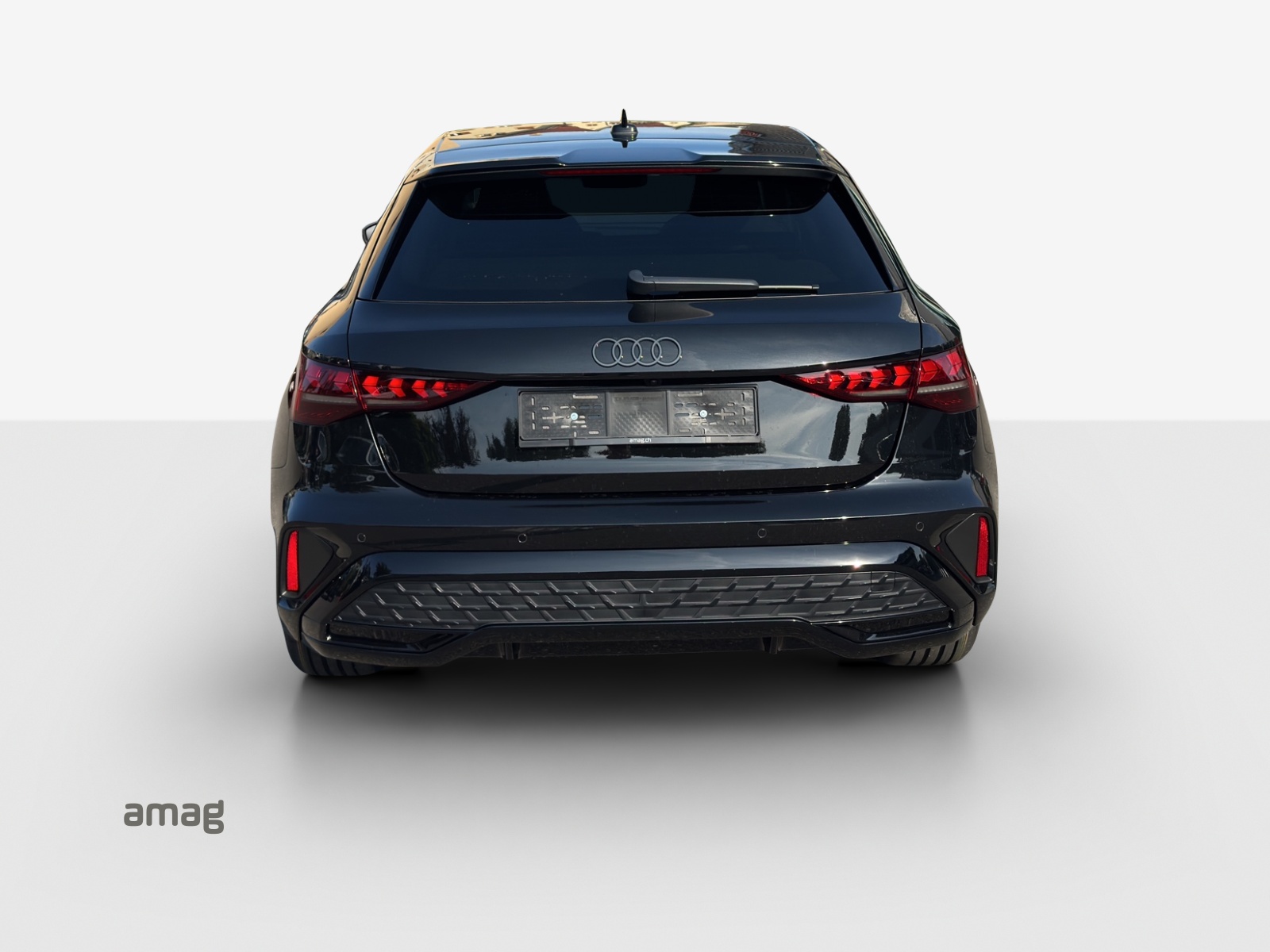 AUDI A3 Sportback TFSI e 200 kW S line S tronic-showroom-element-3