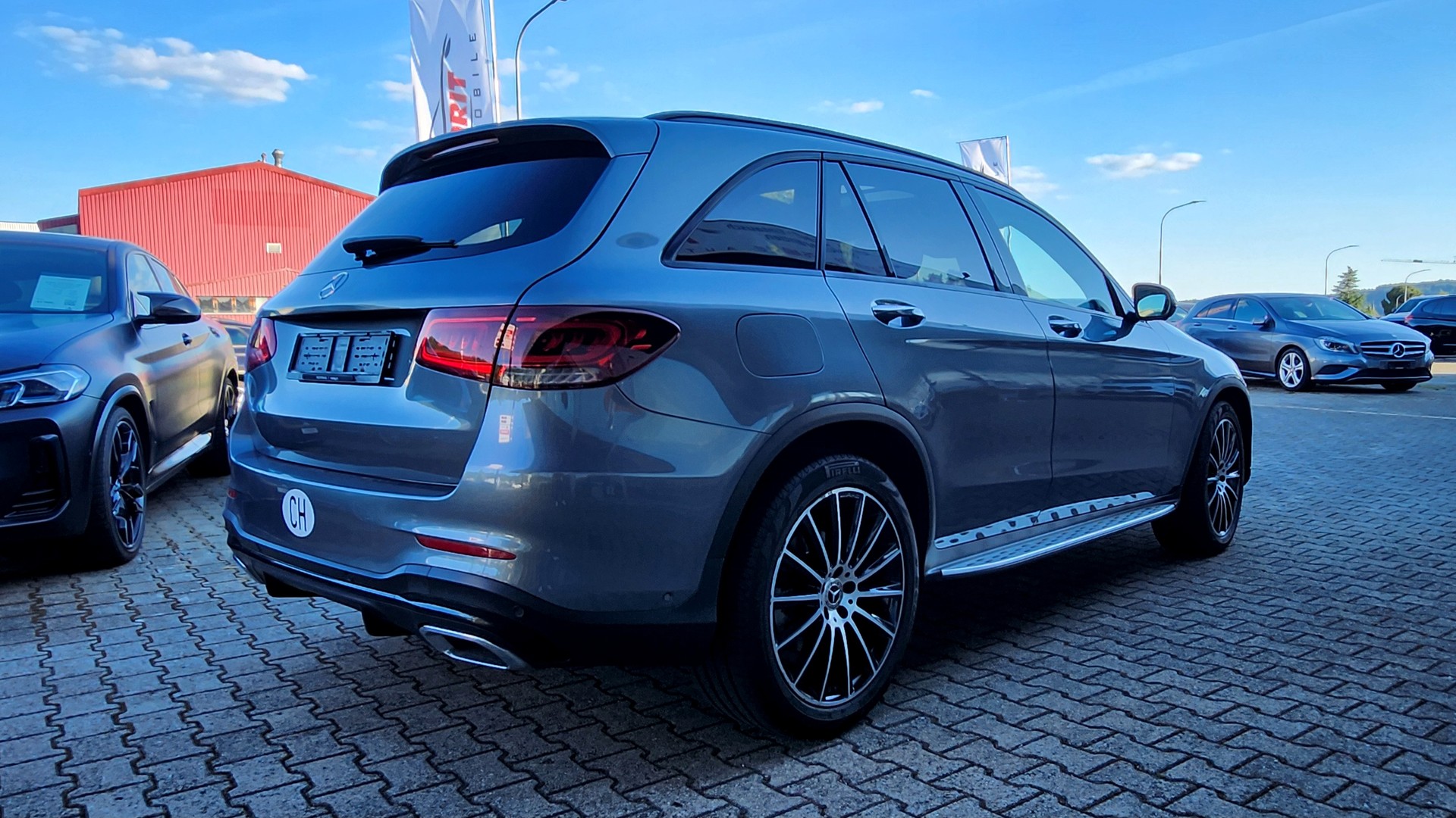 MERCEDES-BENZ GLC 220 d AMG Line 4Matic 9G-Tronic (CH)-image-11