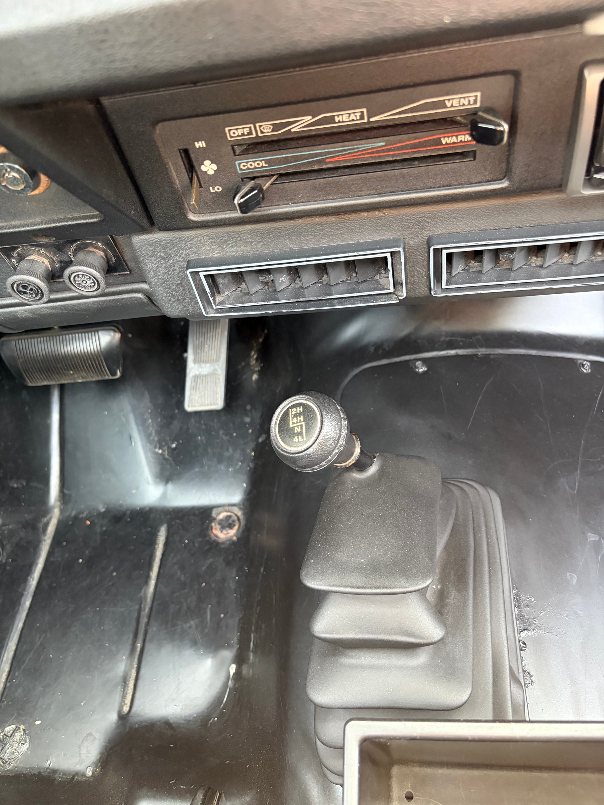 JEEP Wrangler 4.2 YJ MFK 06.26-image-12