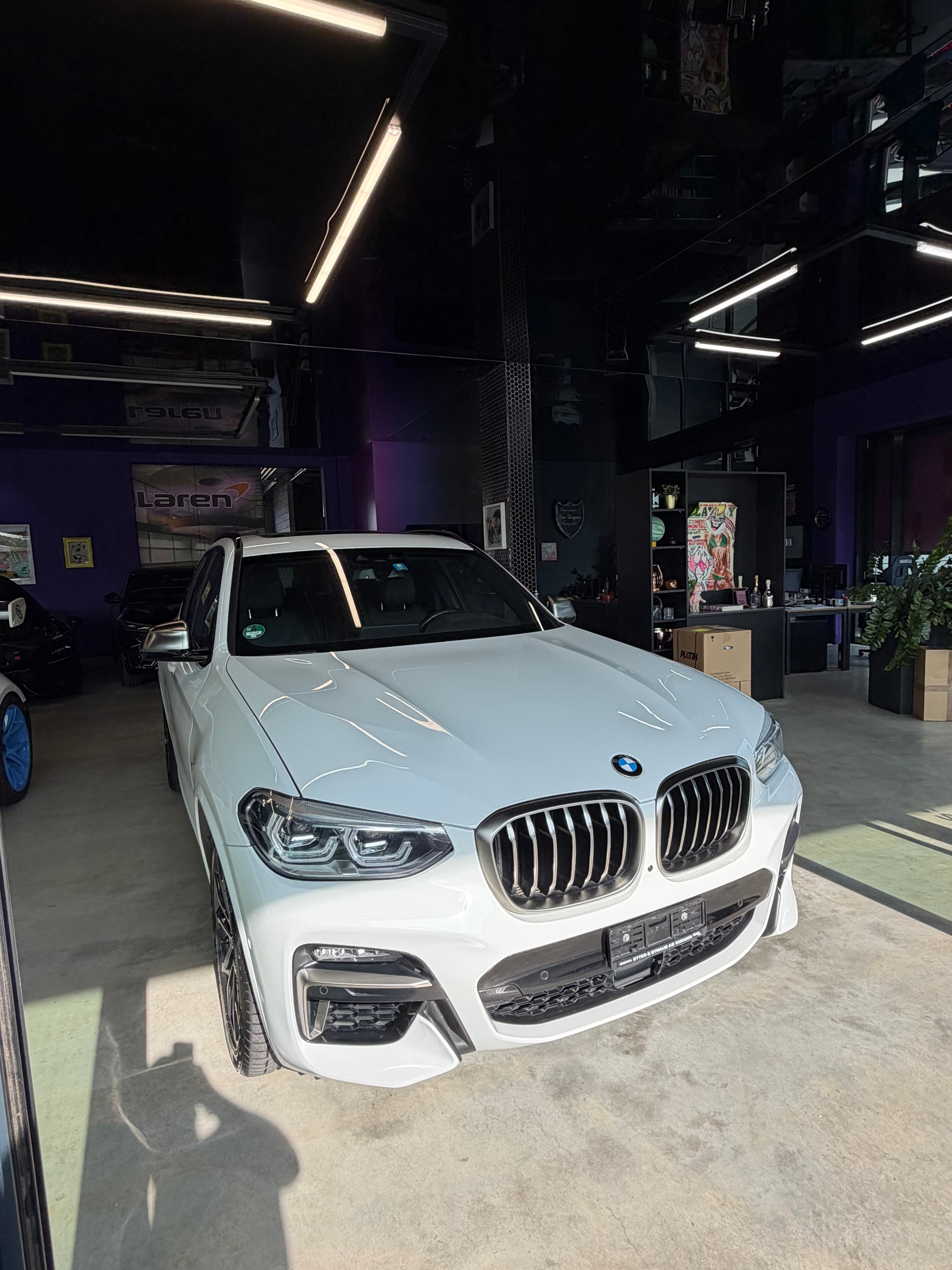 BMW X3 M40d Individual Steptronic-showroom-element-1