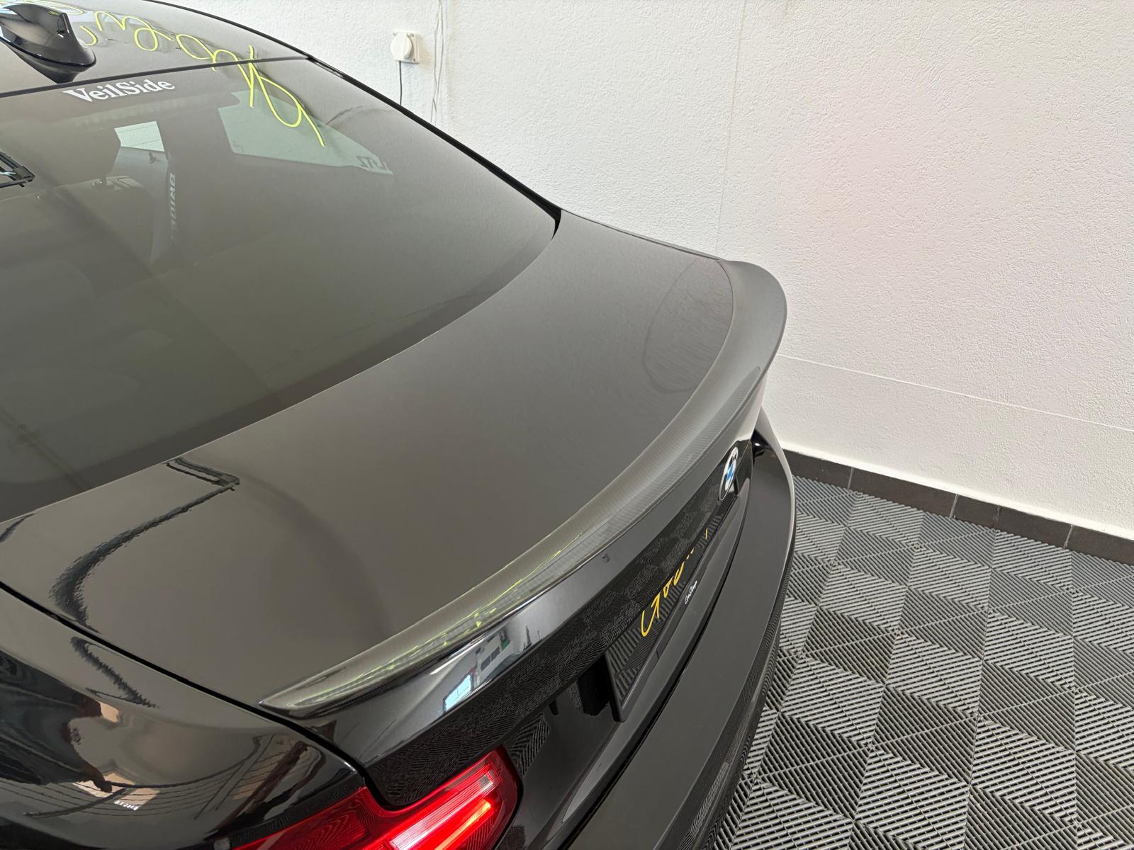 BMW M2 Drivelogic-showroom-element-3