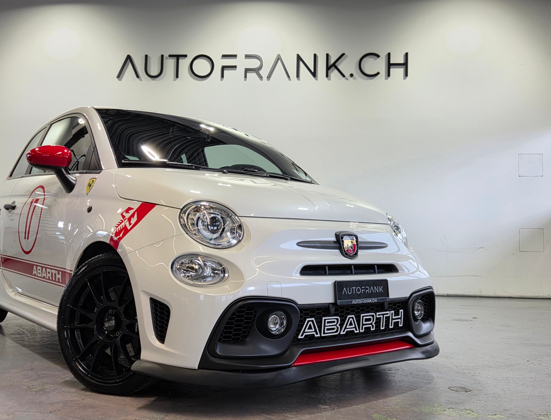 FIAT 595 Abarth 1.4 T-Jet 180 Competizione-showroom-element-2