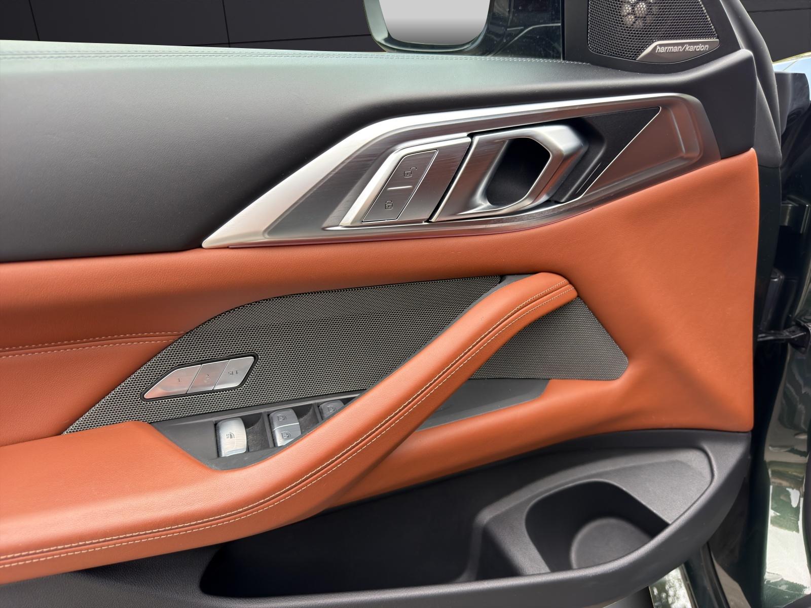BMW M4 Competition xDrive Cabrio-image-7