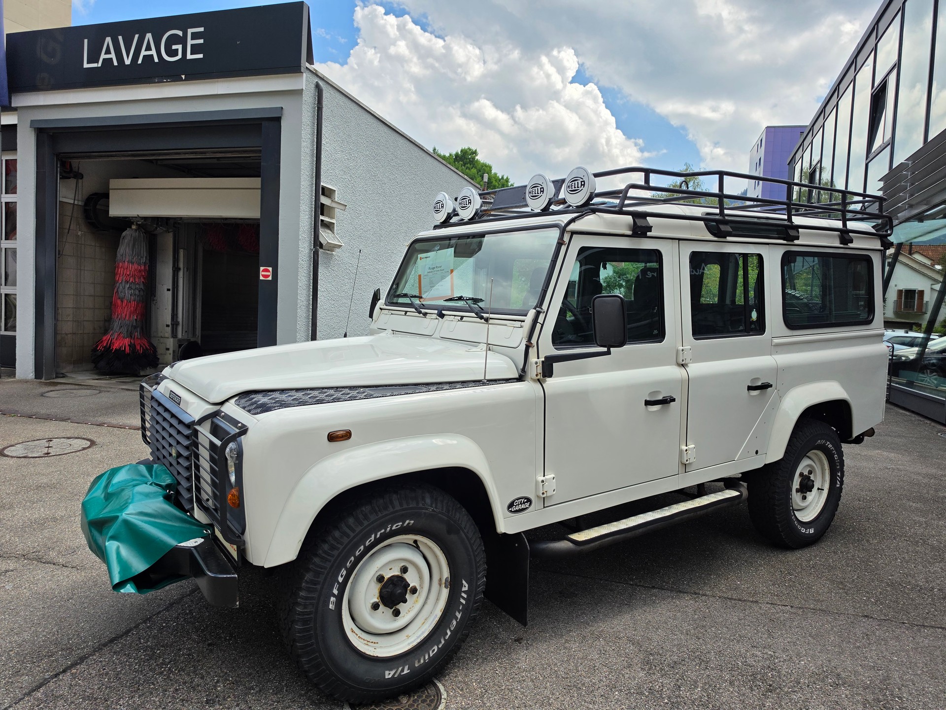 LAND ROVER Defender 110 SW 2.5 Td5