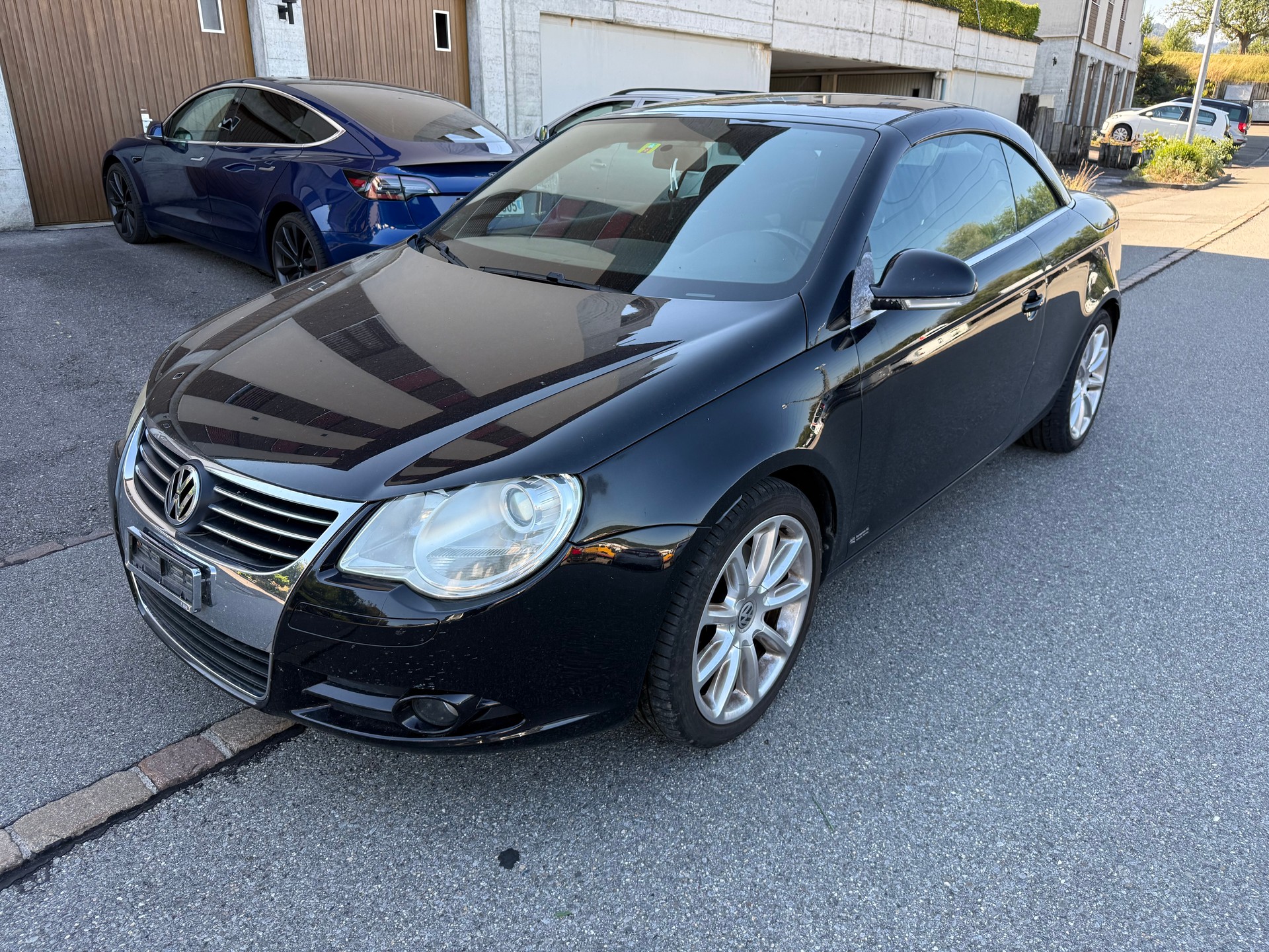 VW Eos 2.0 TDI-image-1