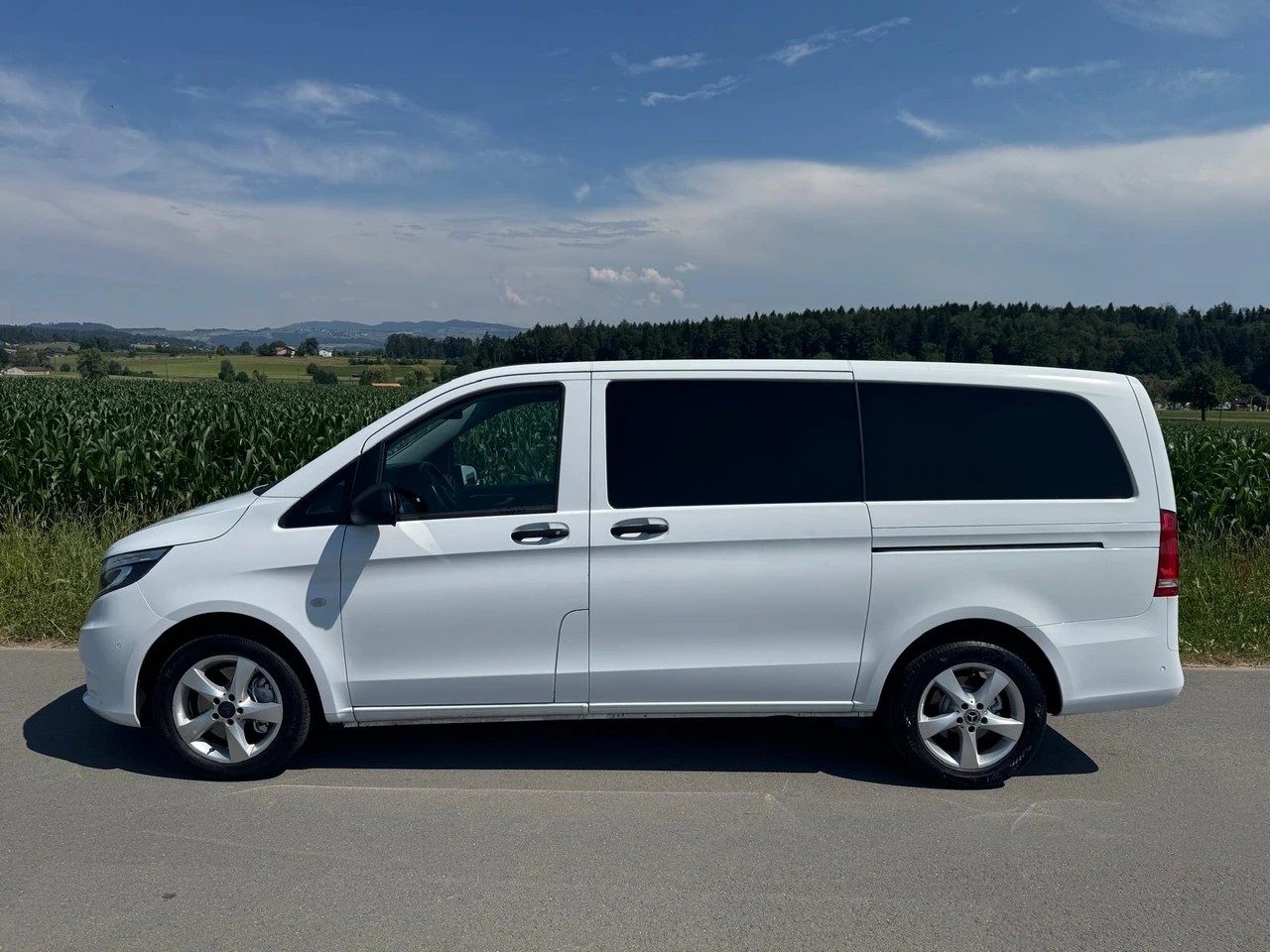 MERCEDES-BENZ Vito 116 BlueTec Tourer Select L 4Matic 7G-Tronic 9 Sitze-image-2