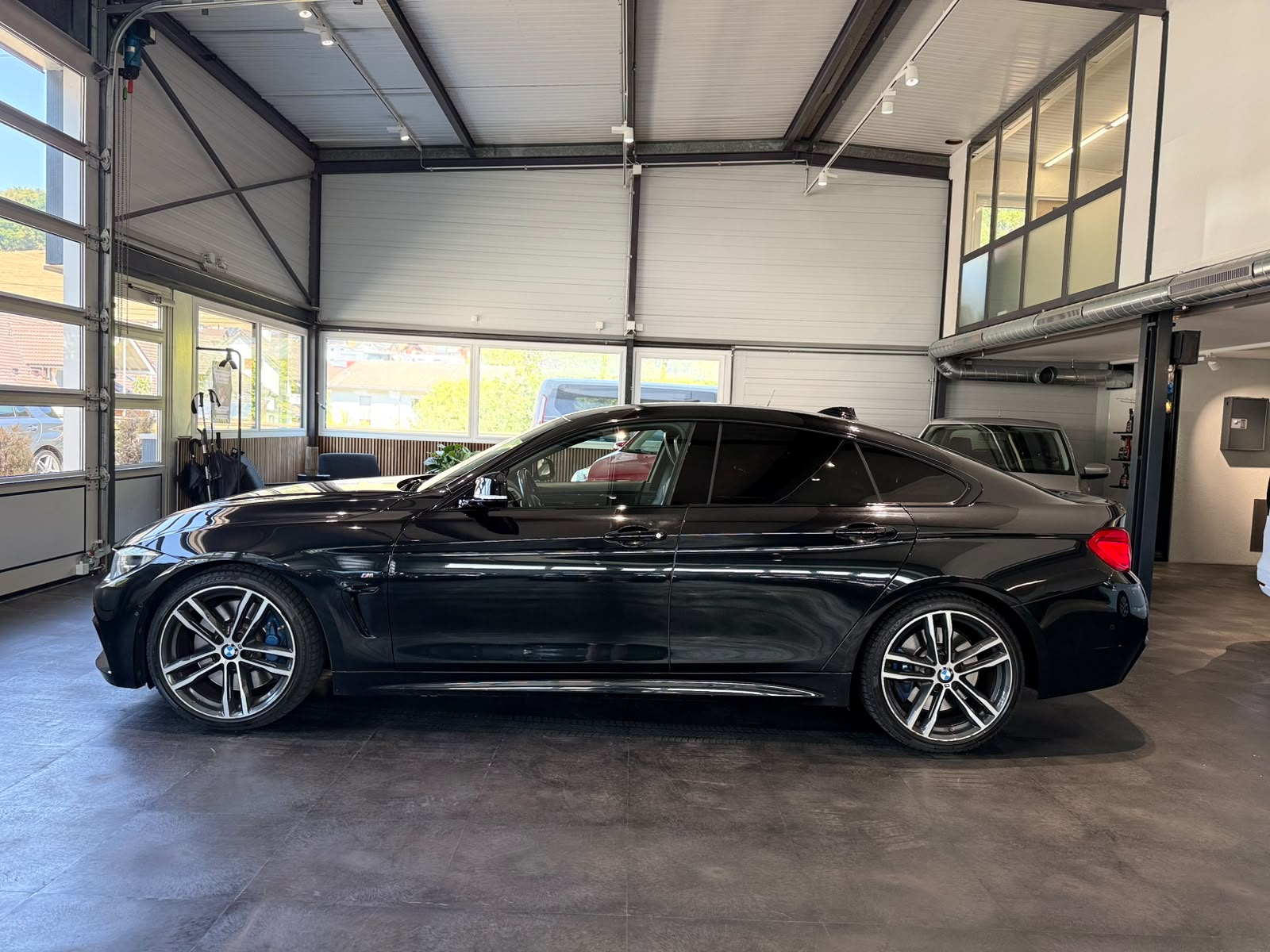 BMW 440i Gran Coupé xDrive M Sport Steptronic-showroom-element-1