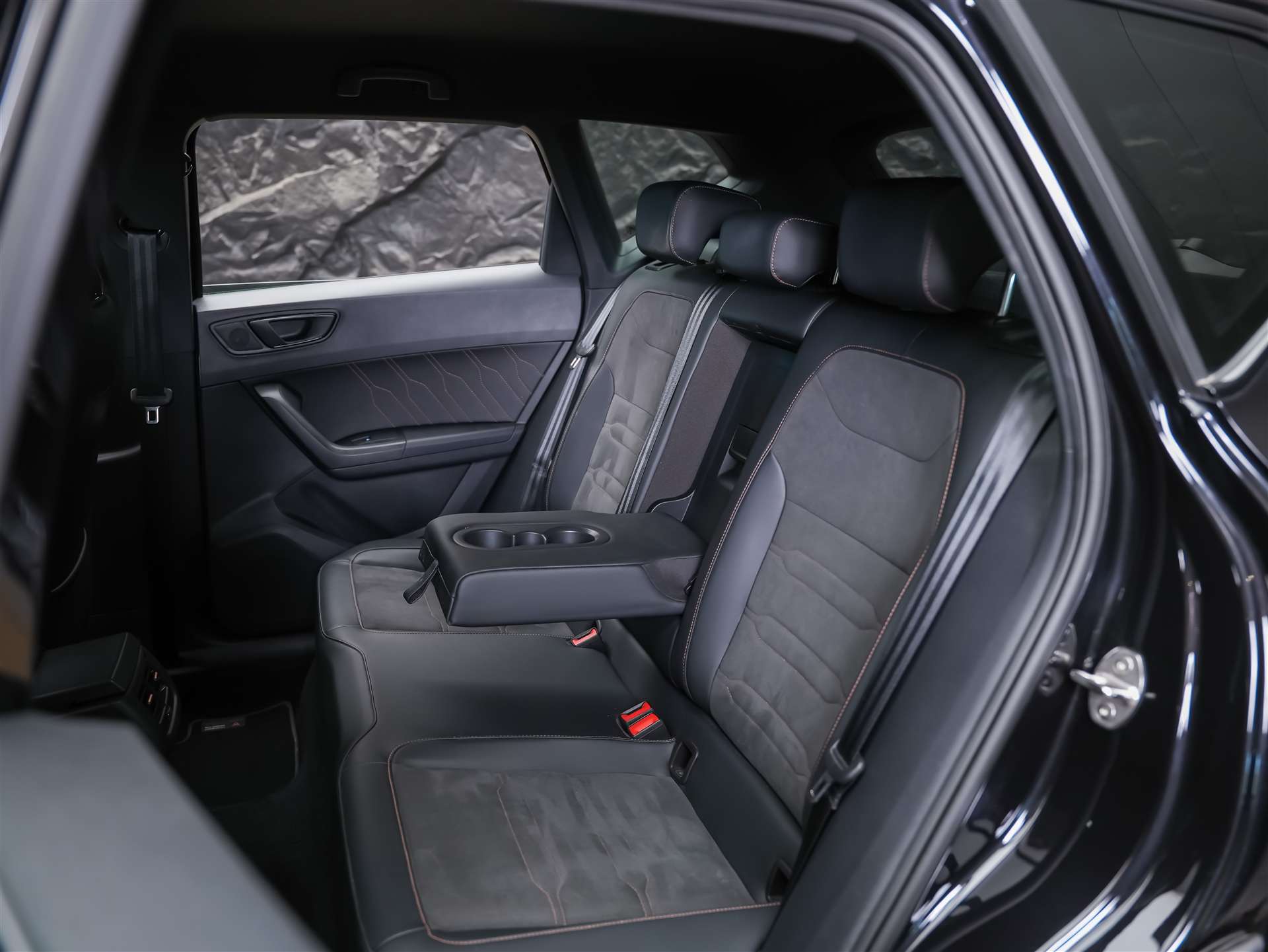 CUPRA Ateca 1.5TSI DSG *Lenkradheizung*LED Scheinwerfer*Werksgarantie*-image-12