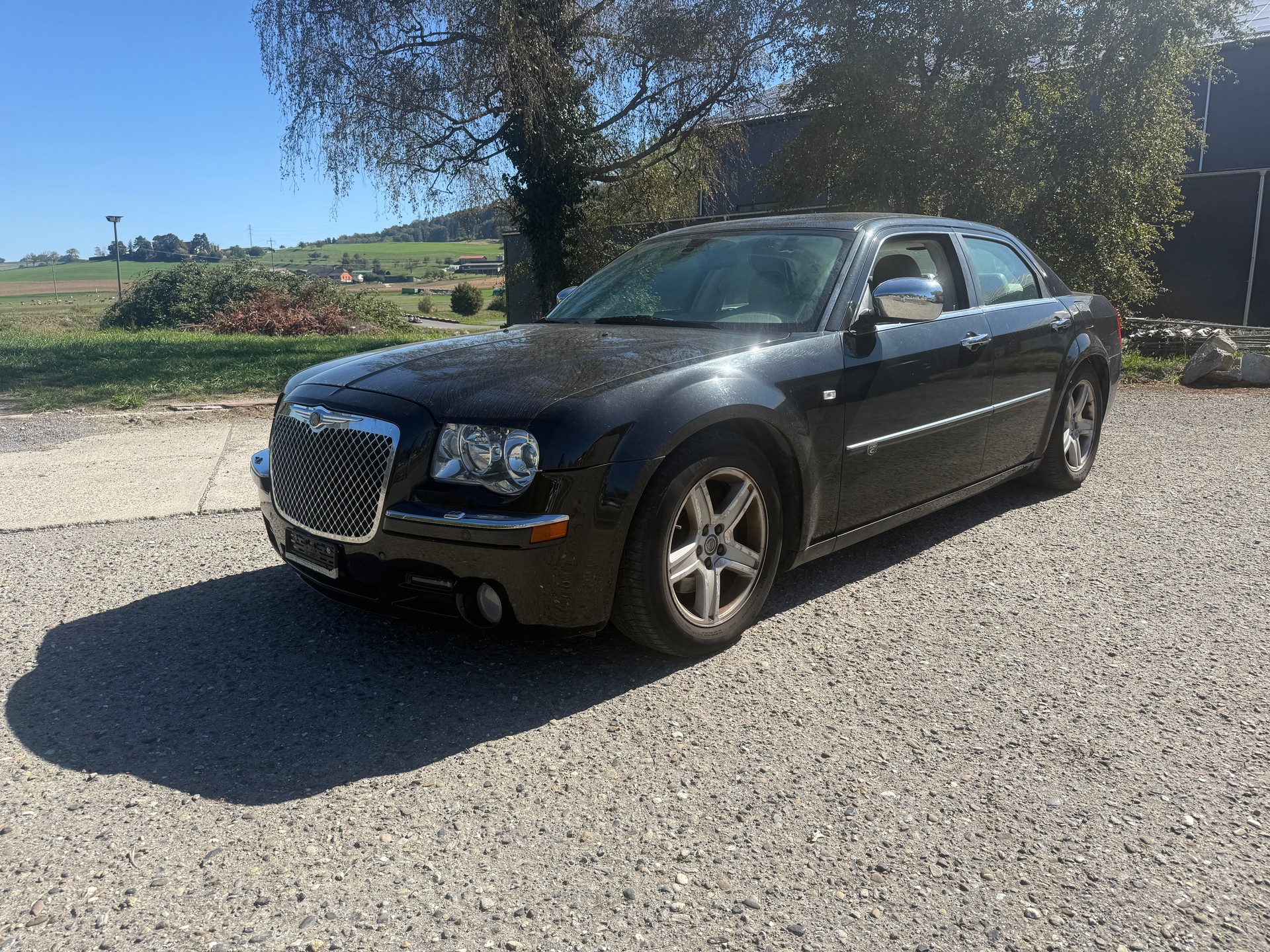 CHRYSLER 300C-image-2